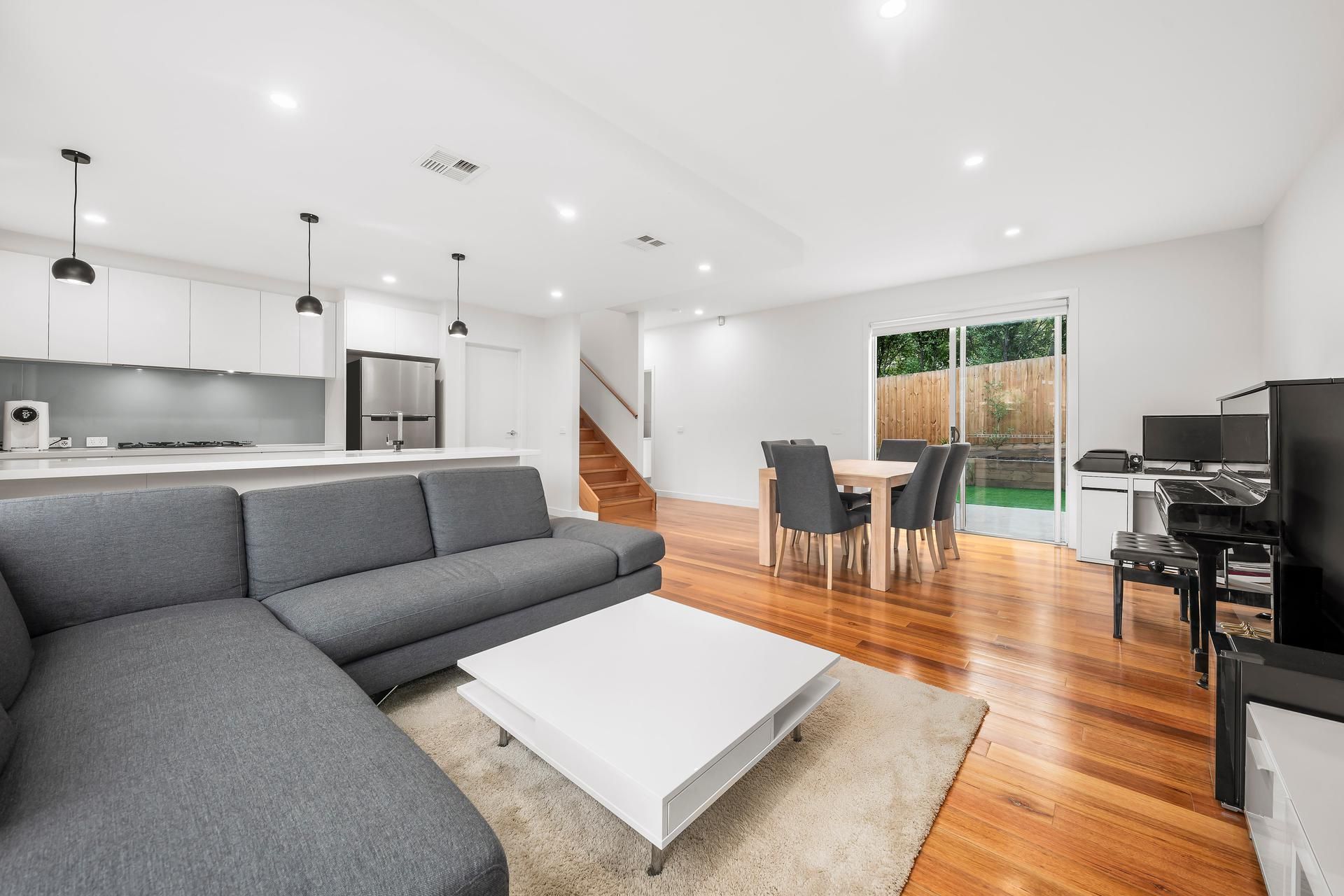 9 Eyre Street, Burwood, VIC 3125