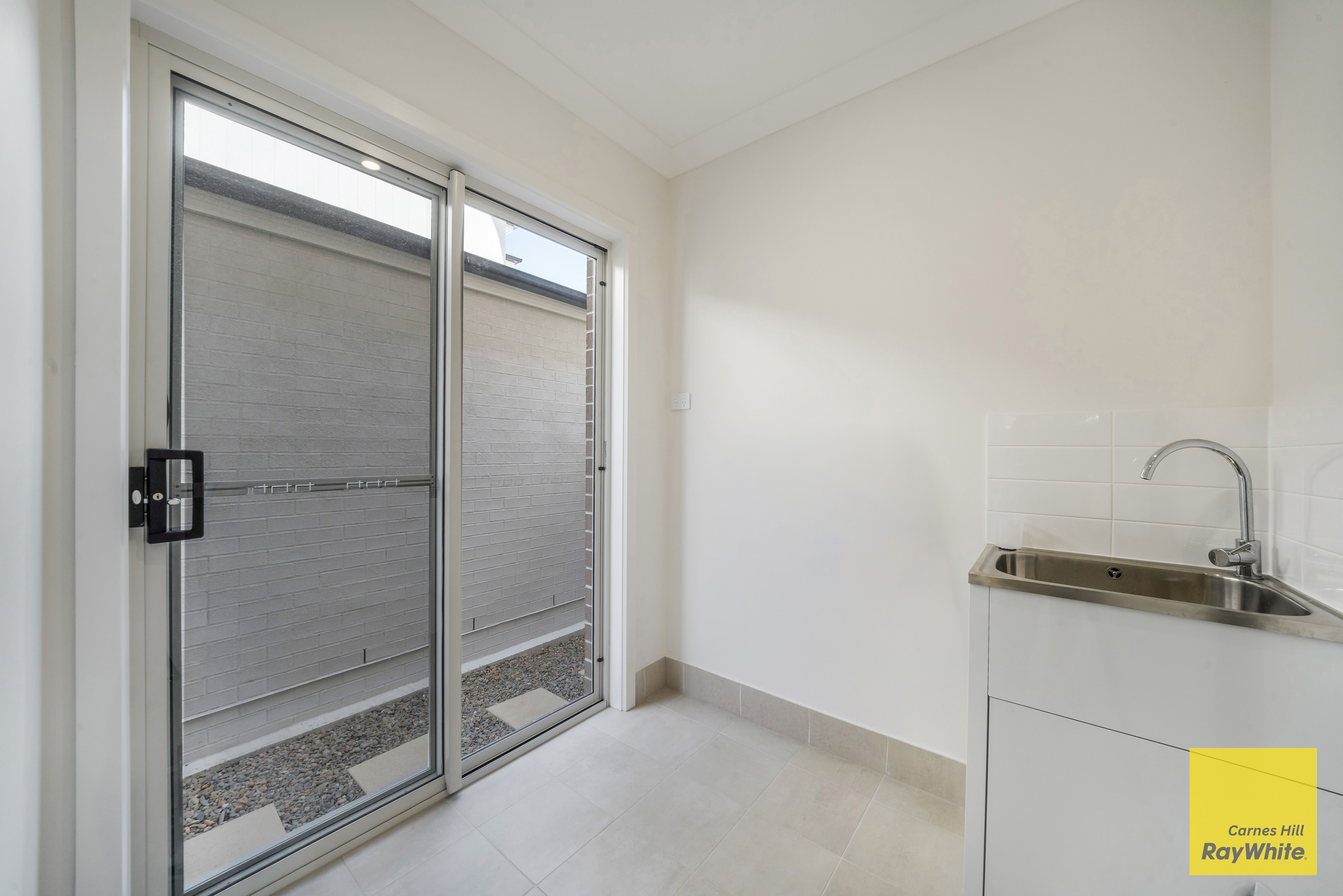 43 Aurora Street — photo 20 of 22