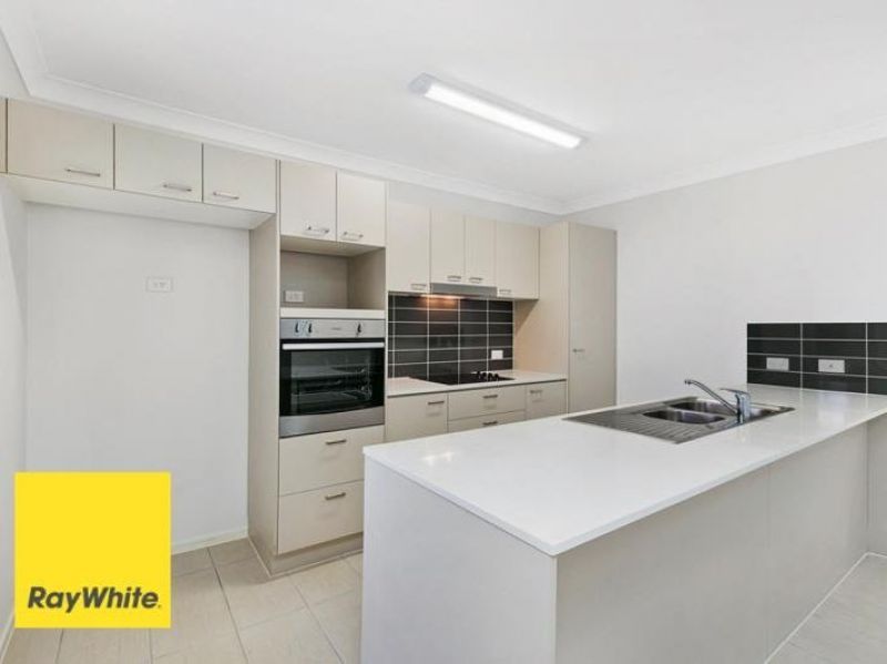 91 Bankswood Drive, Redland Bay, QLD 4165