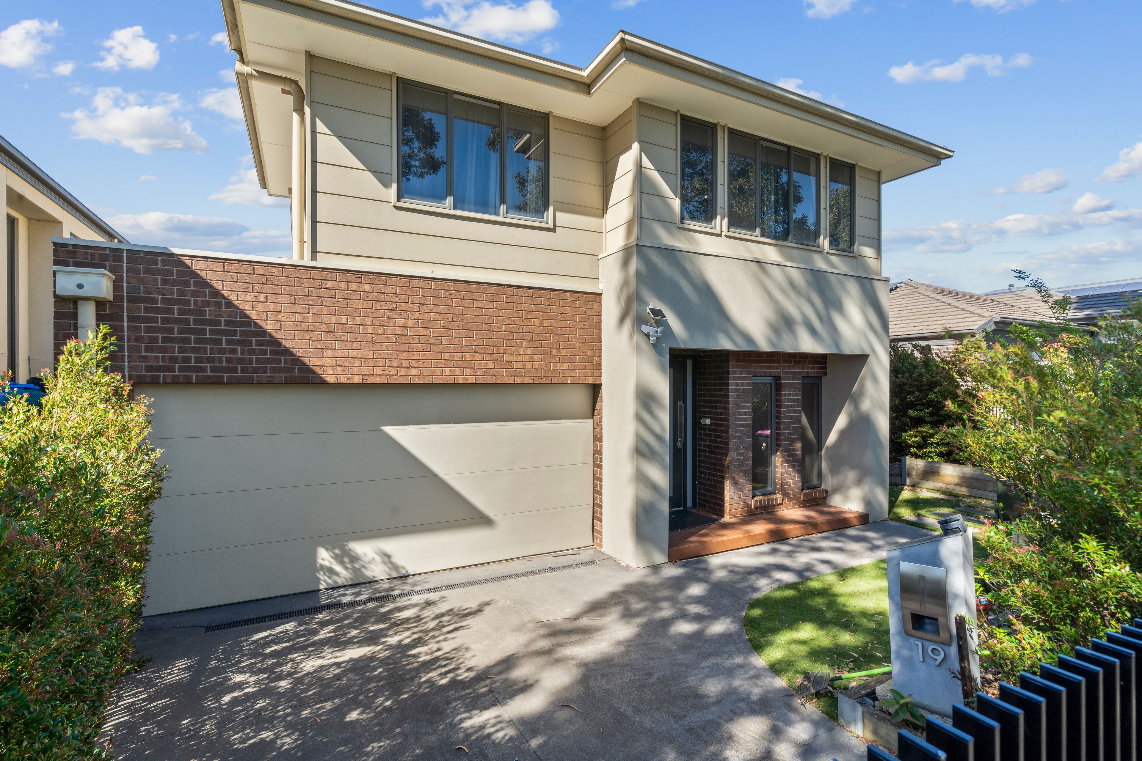 19 Snapshot Drive — photo from Ray White Coburg