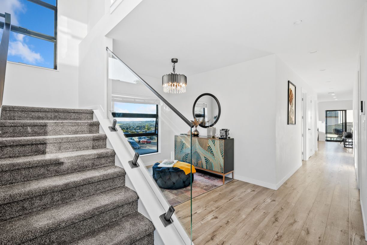 23 Gospel Heights, Flat Bush, Manukau City