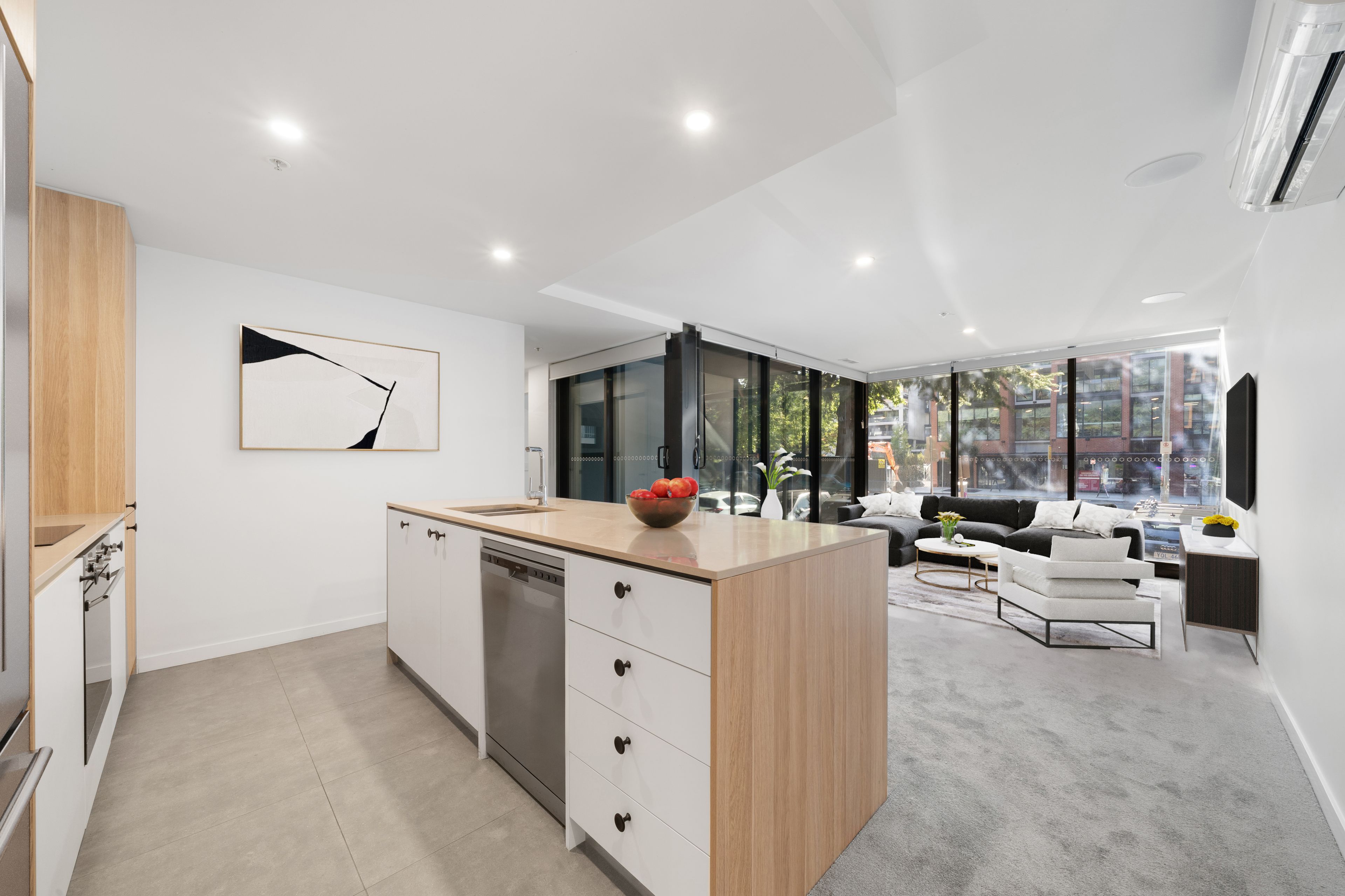111/1 Elouera Street — photo 7 of 16