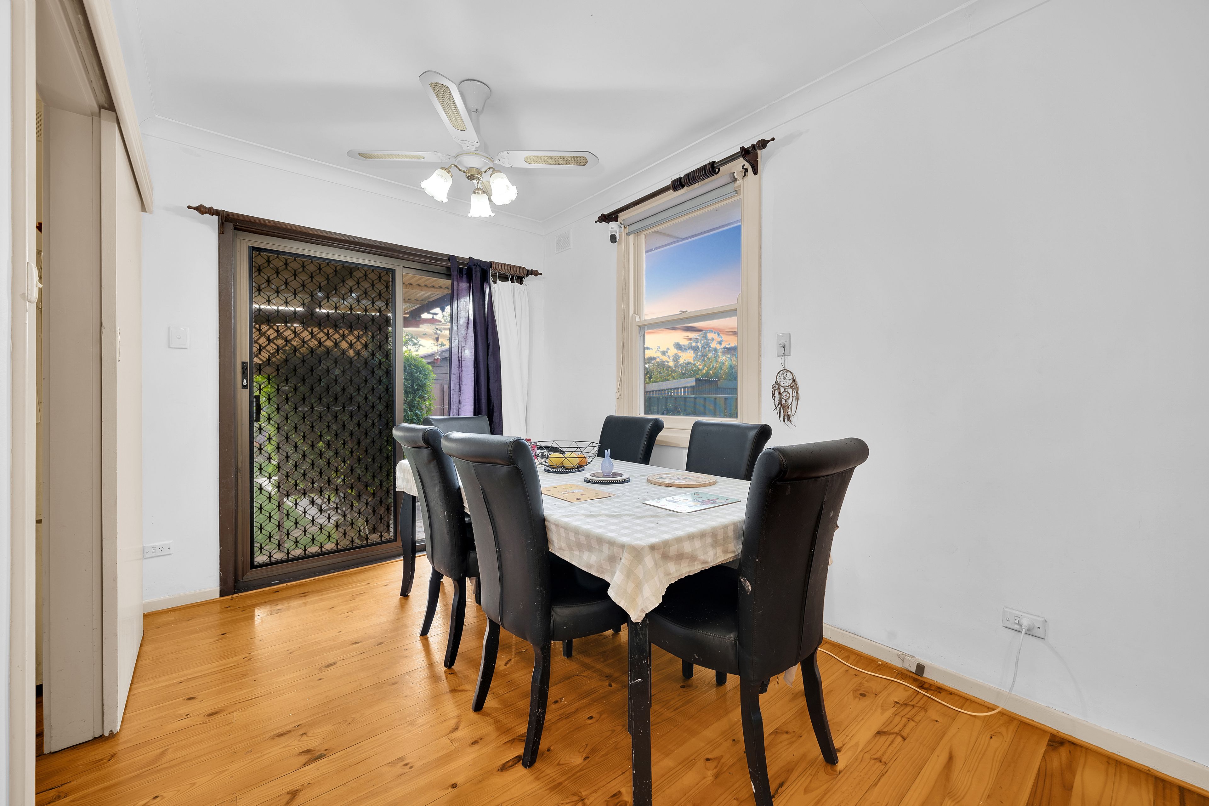 16 Burley Road — photo 6 of 19