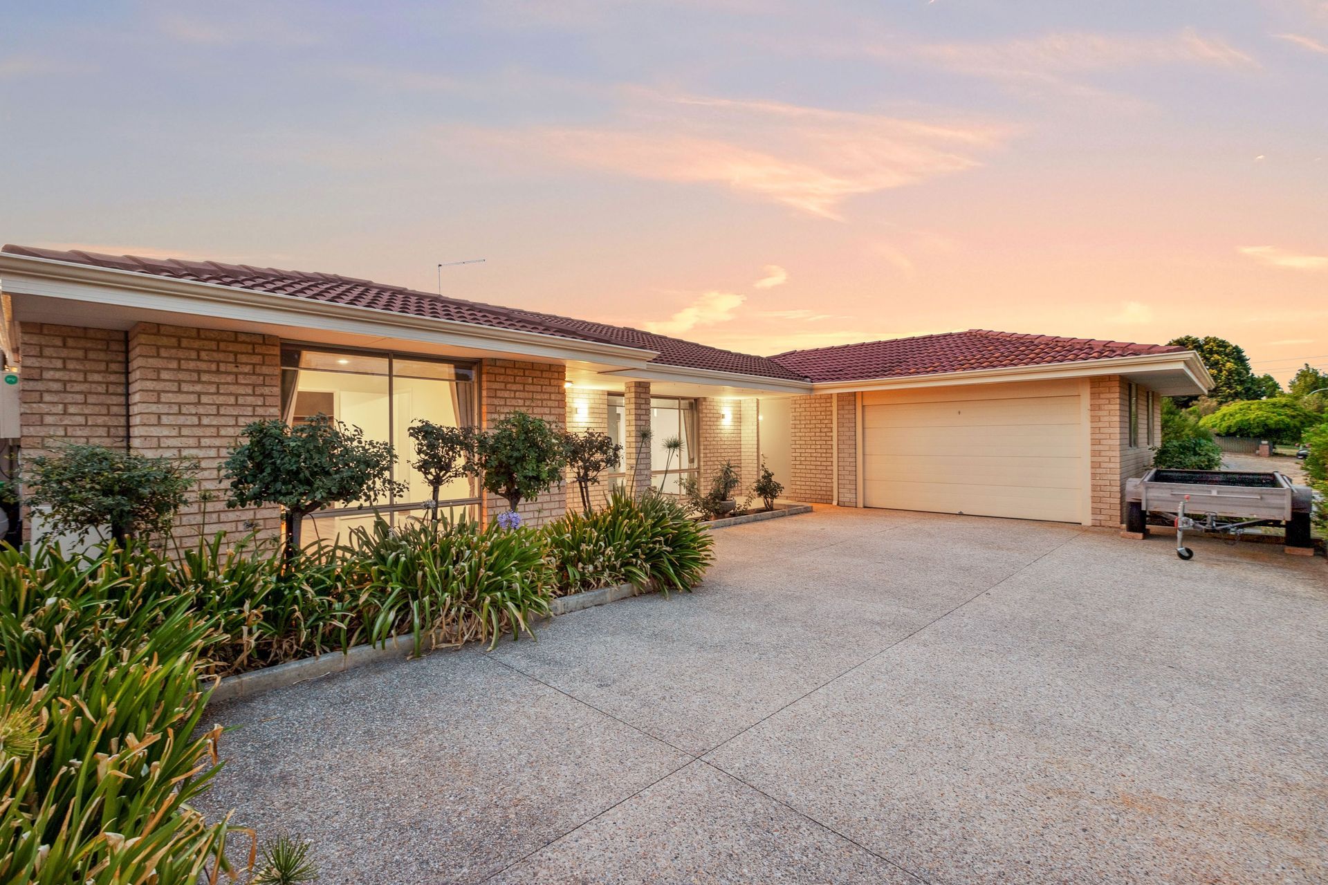 73 Gracechurch Crescent, Leeming, WA 6149
