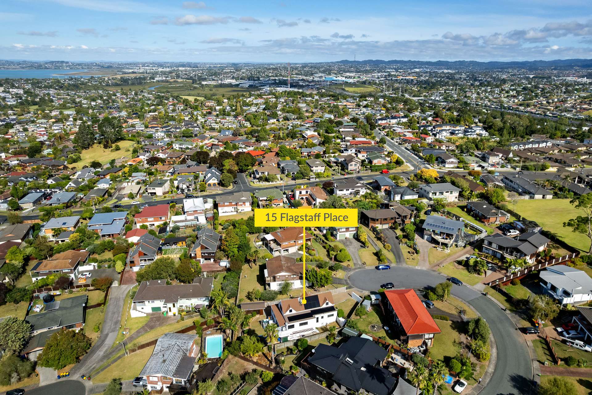 15 Flagstaff Place photo 37