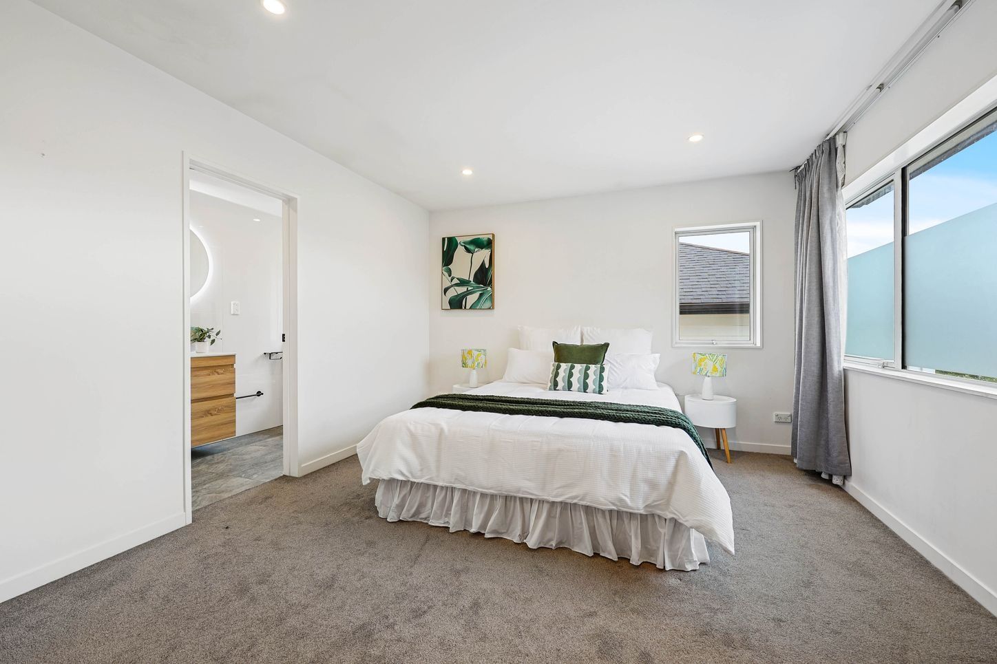 25B Tudor Place, Henderson, Waitakere City