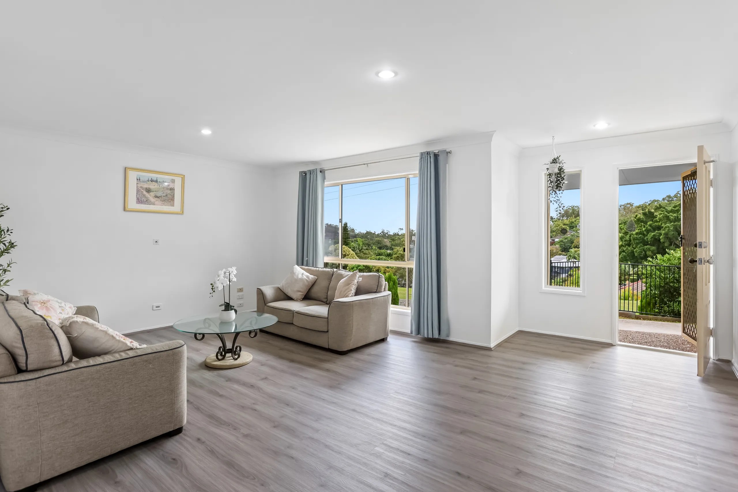 5 San Cristobal Place, Pacific Pines, QLD 4211