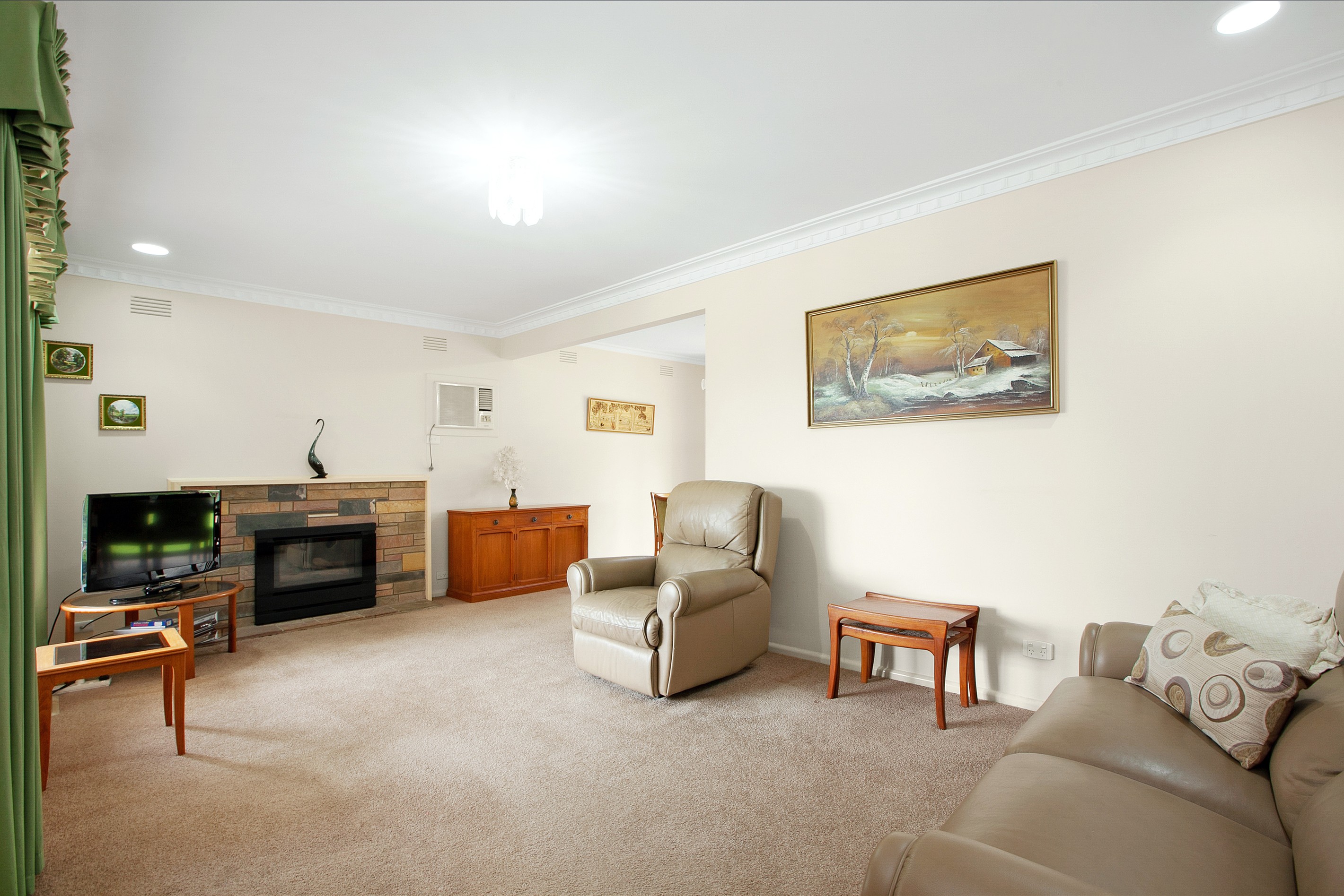 15 Leonard Crescent, Bundoora, VIC 3083