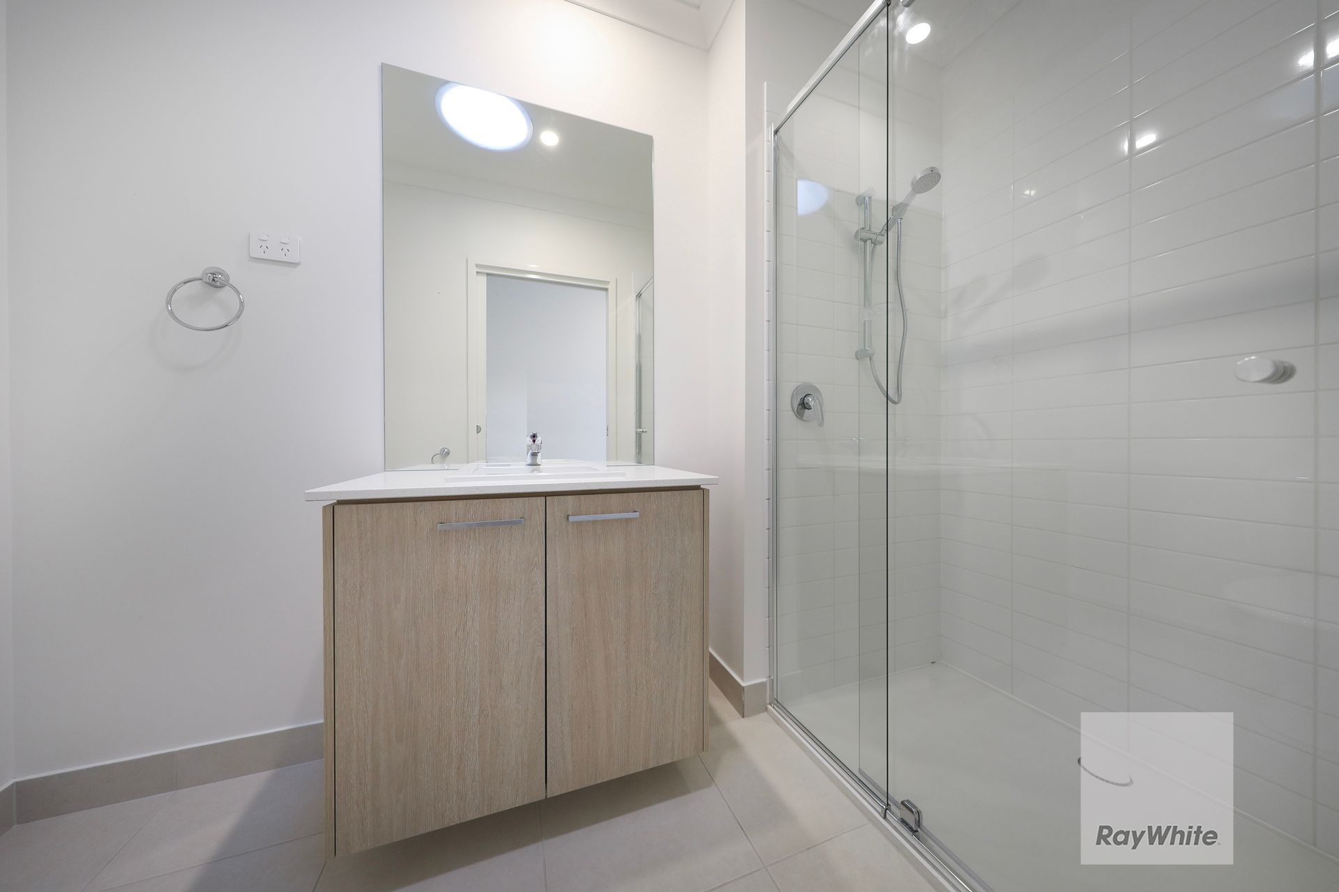 12 Cosgrove Drive — photo 7 of 14