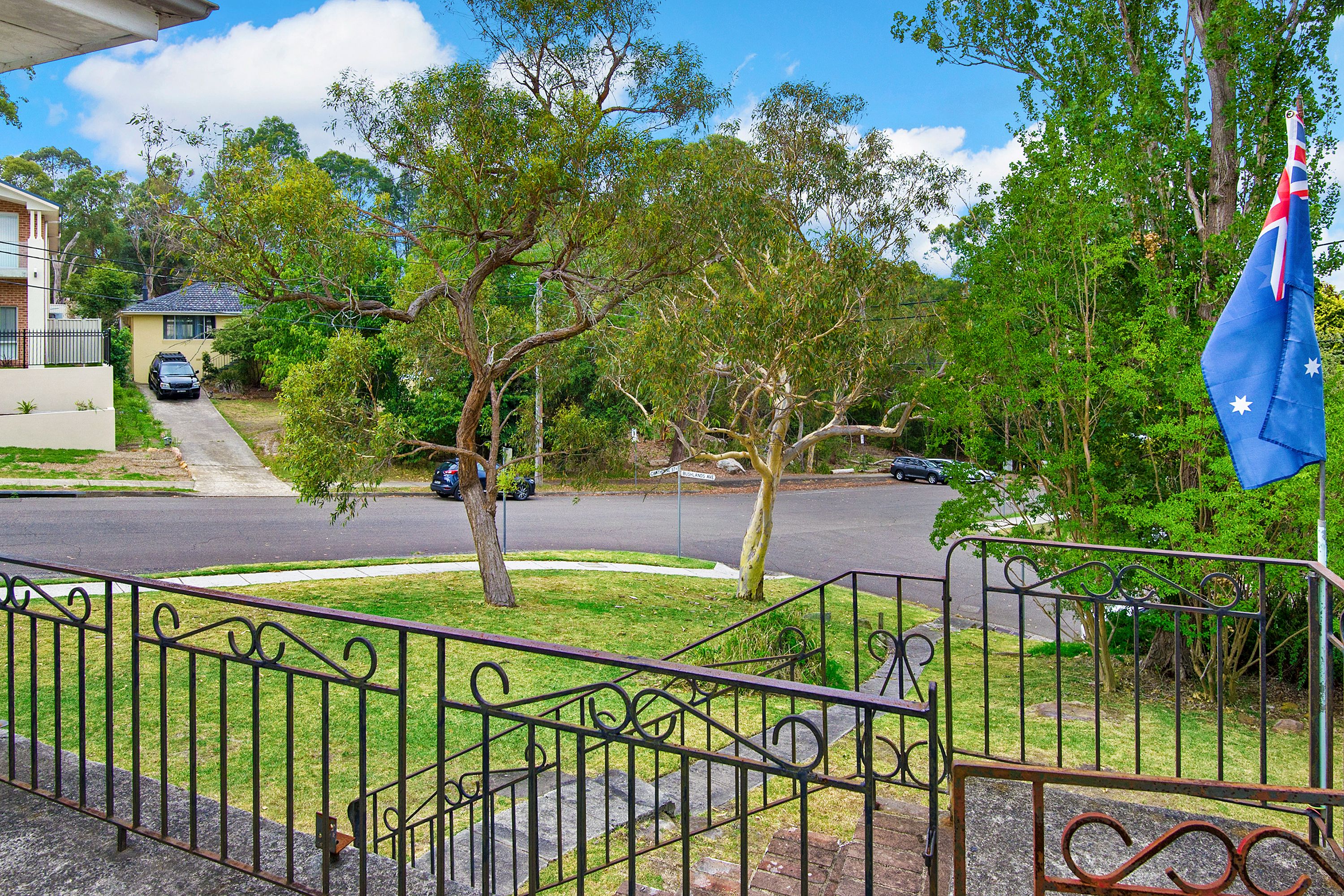 15 Bushlands Avenue, Hornsby Heights, NSW 2077