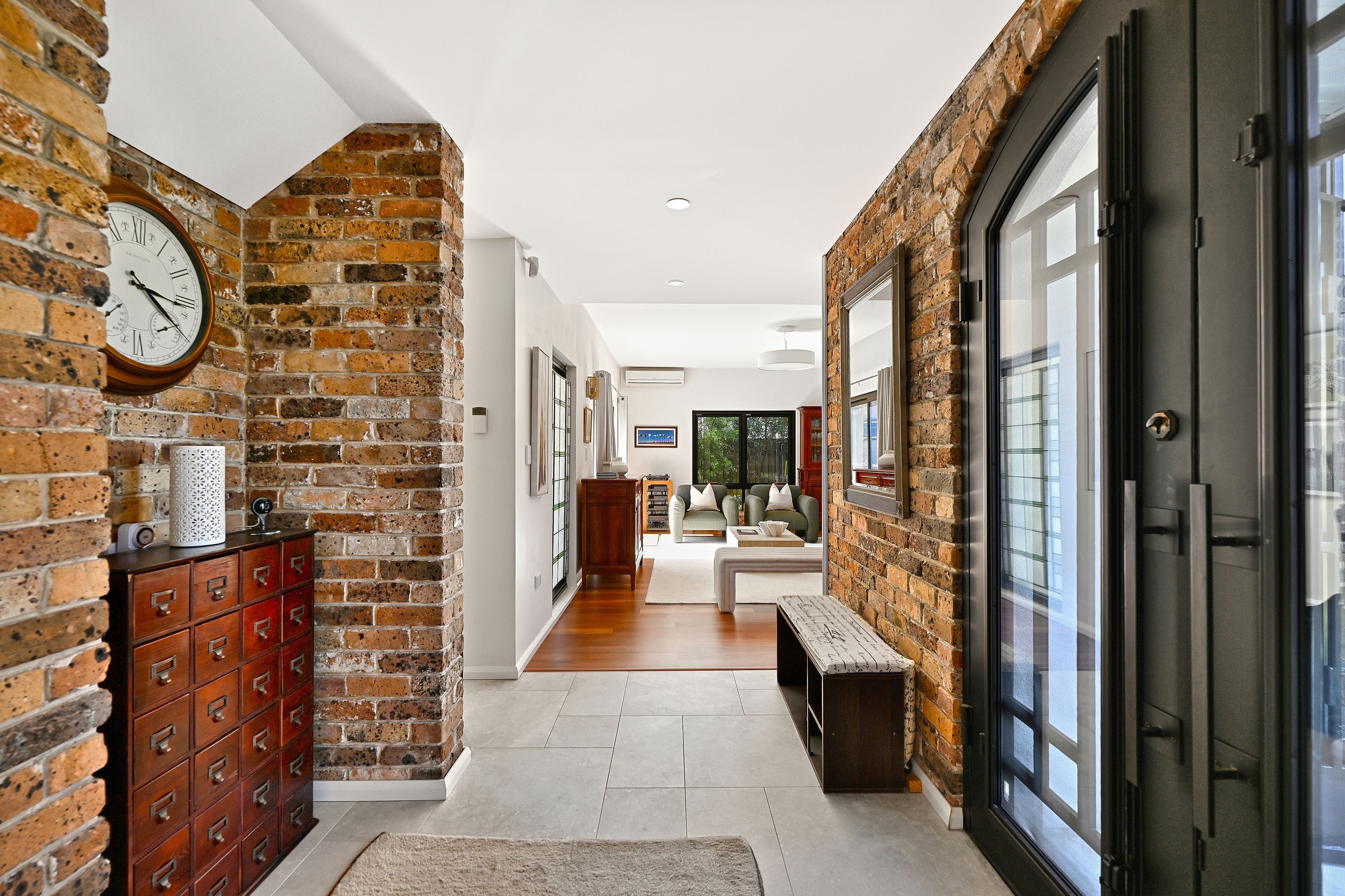 8 Fowler Crescent — photo 13 of 29