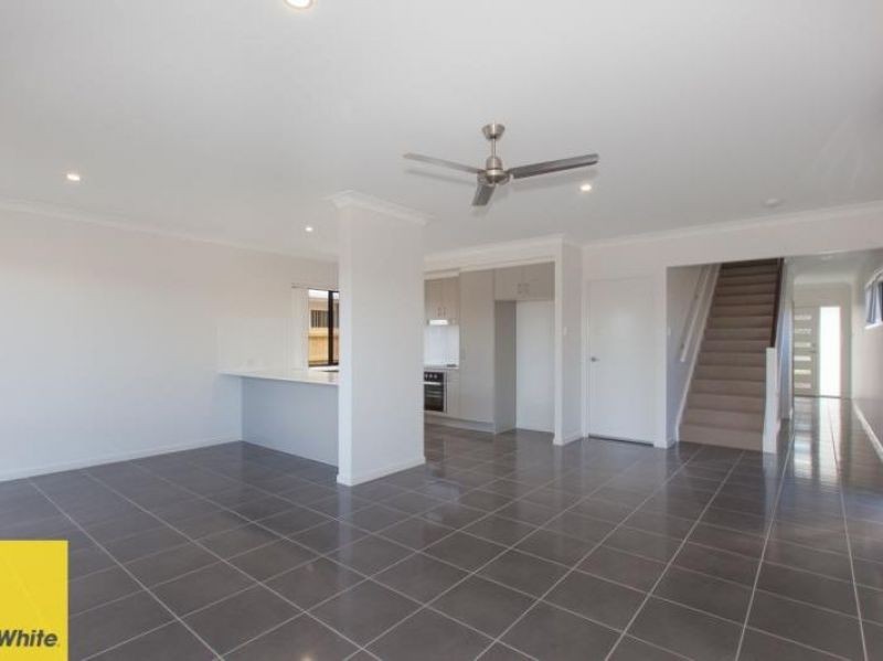 4 Victor Street, Coomera, QLD 4209