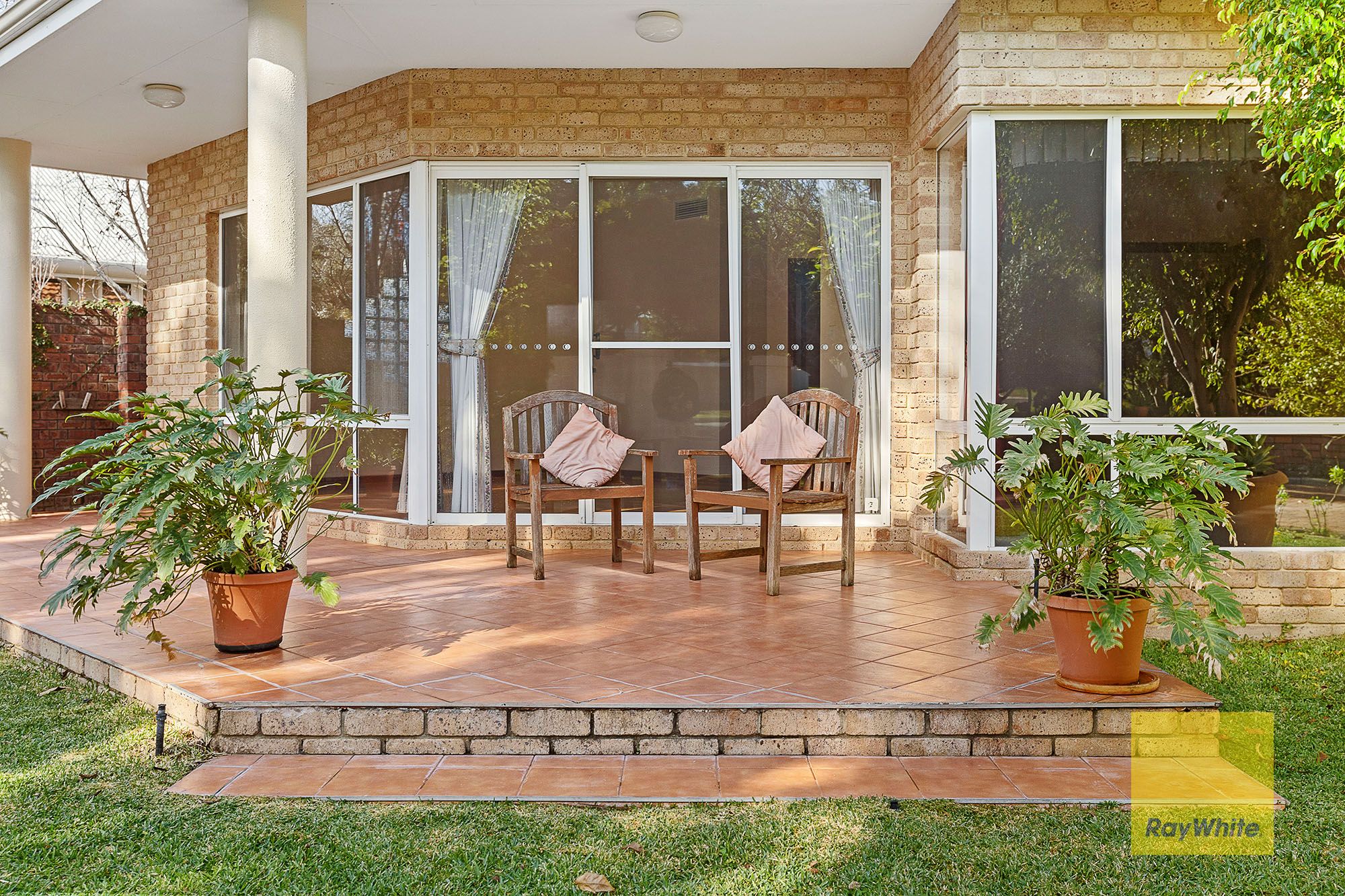 7 Hynes Road, Dalkeith, WA 6009