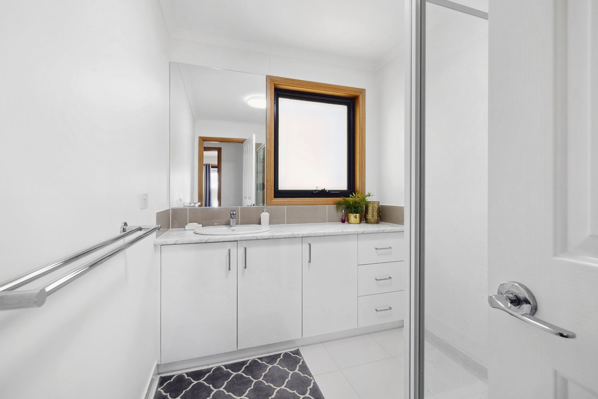 15 Frontage Road, Lake Bolac, VIC 3351 House for Sale Ray White Ararat