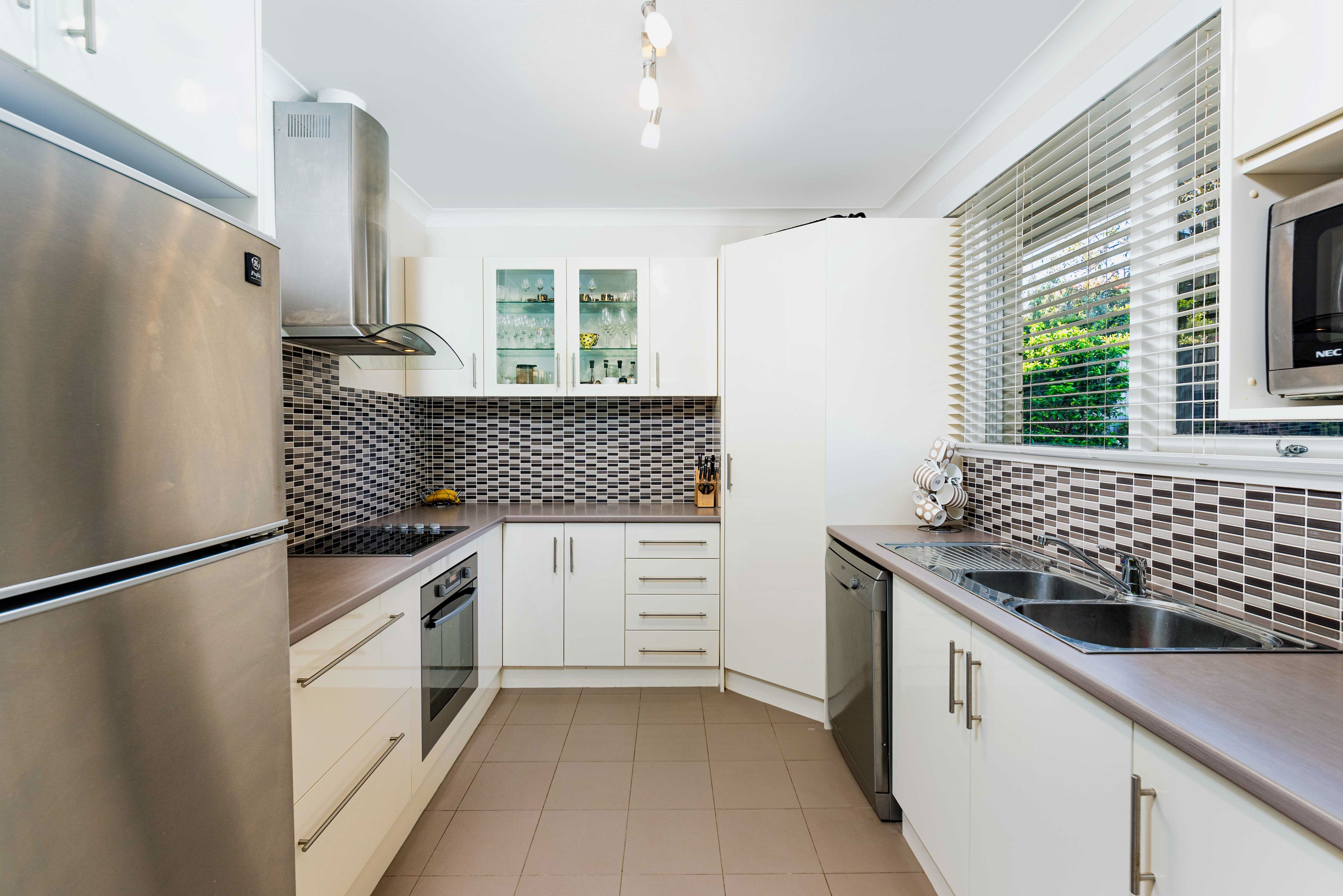 9 Jindabyne Avenue, Baulkham Hills, NSW 2153