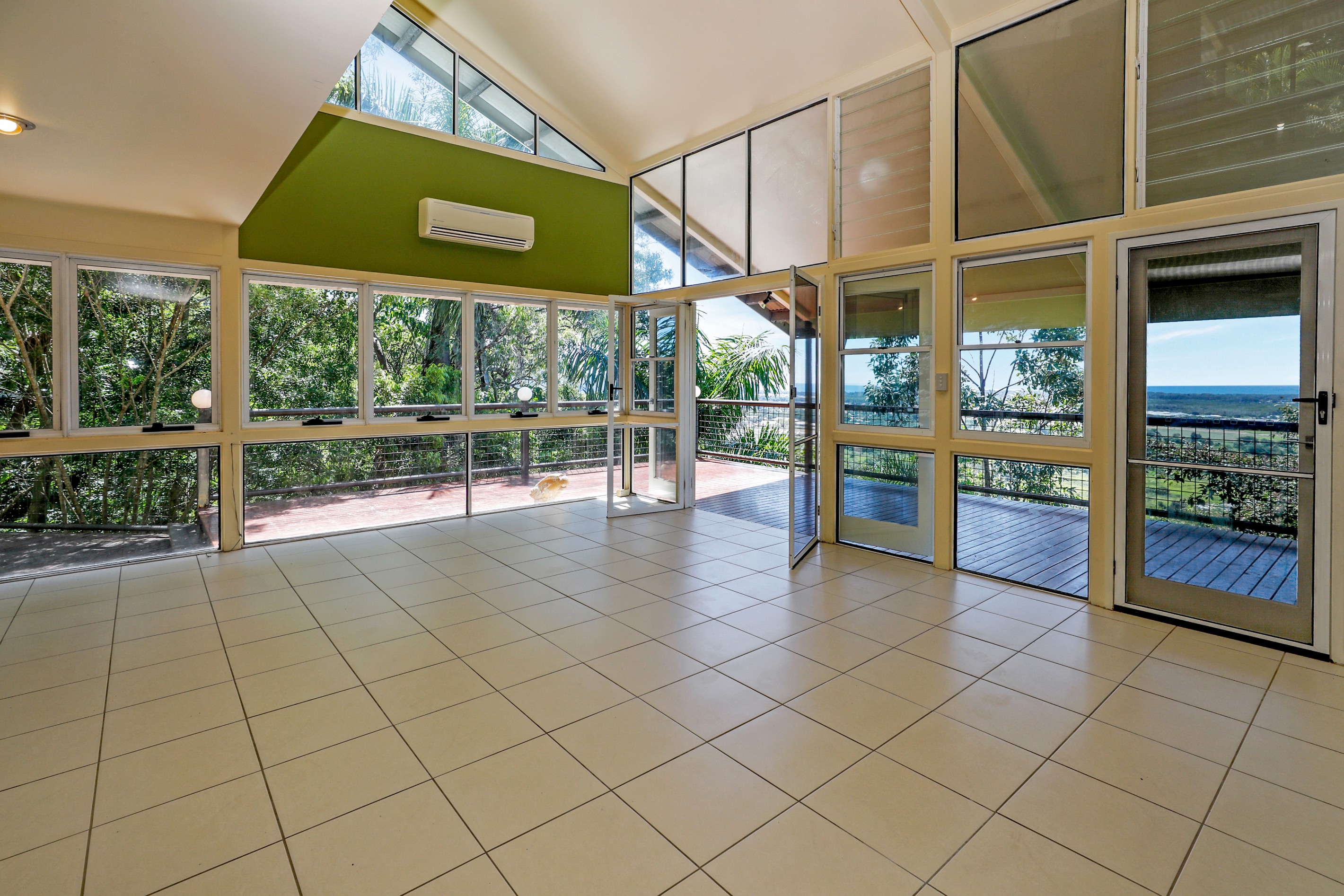 4 Jarda Street, Smithfield, QLD 4878