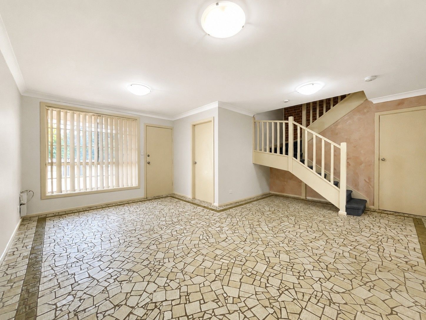 2/61 Grantham Road, Seven Hills, NSW 2147