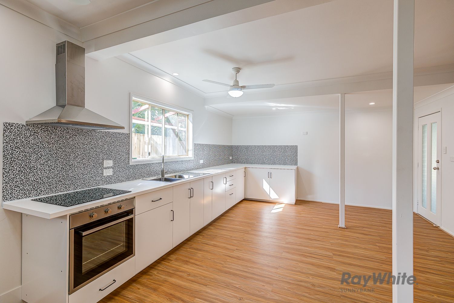 1B Hope Street, Kingston, QLD 4114