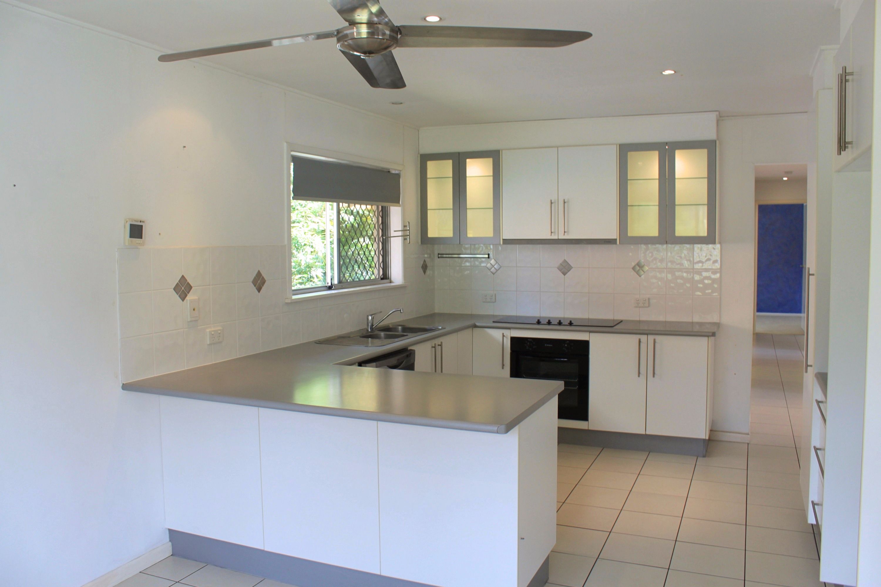 12 Laver Street, Macgregor, QLD 4109