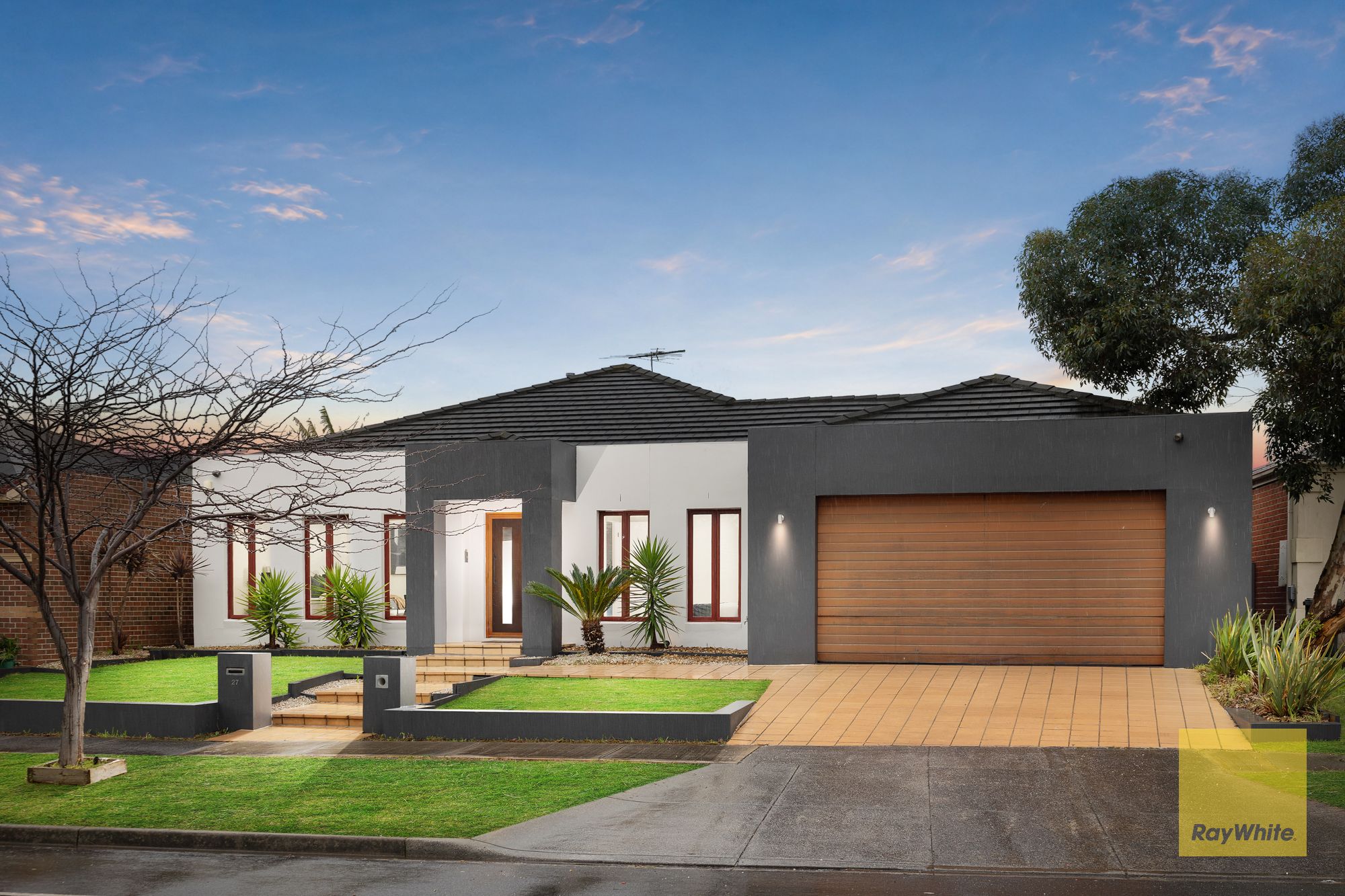 27 Furlong Road, Cairnlea, VIC 3023