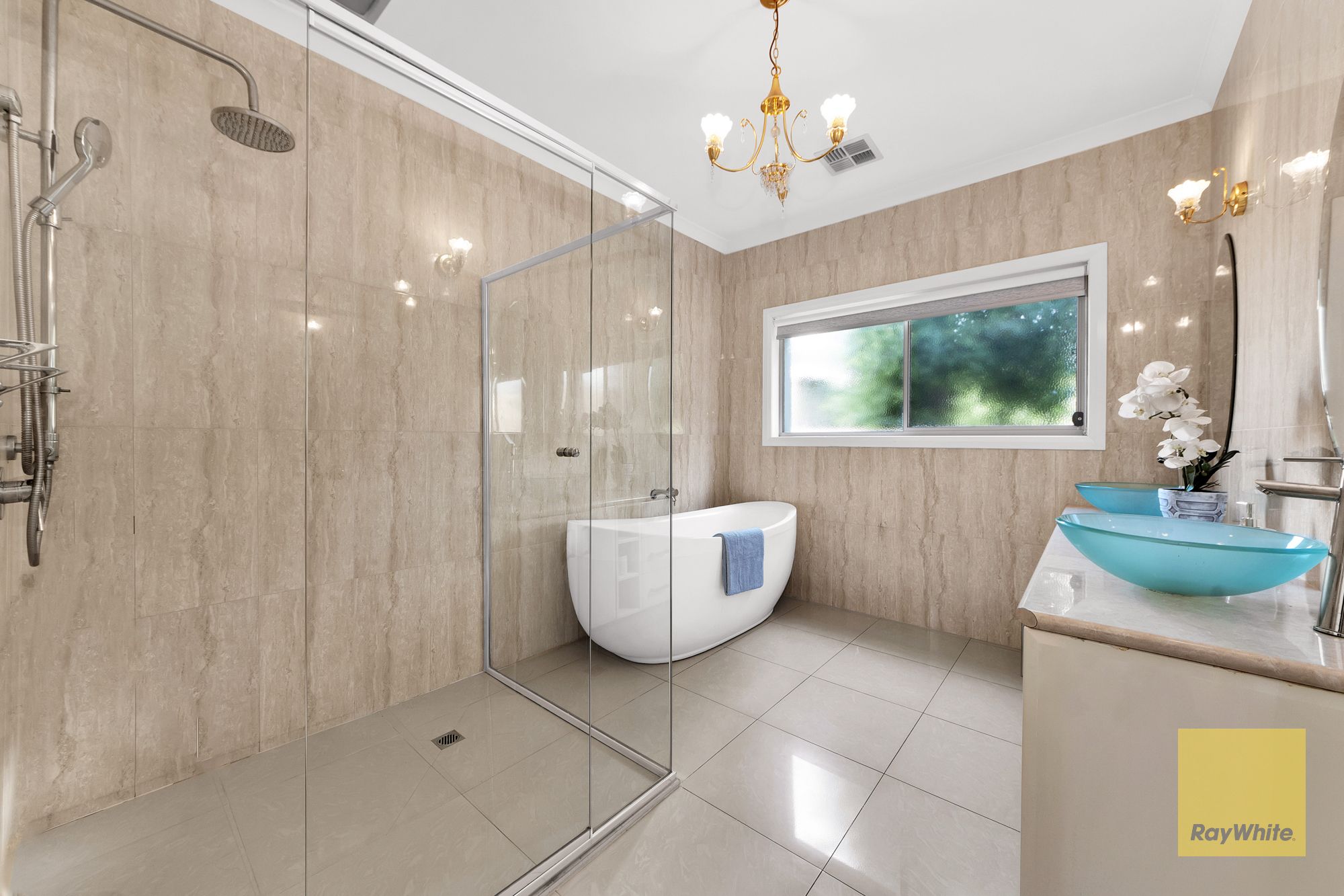 18 Nicholson Terrace — photo 5 of 24