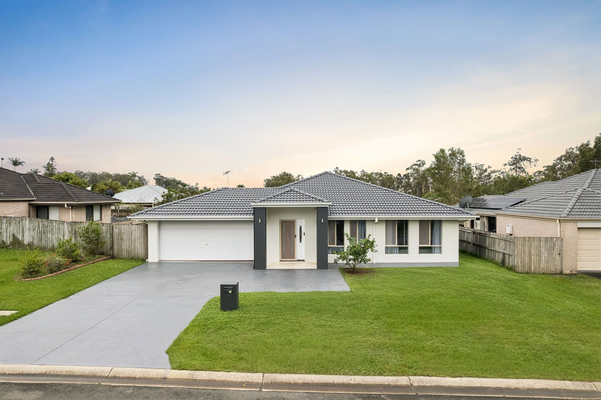 14 Voss Boulevard, Heritage Park, QLD 4118