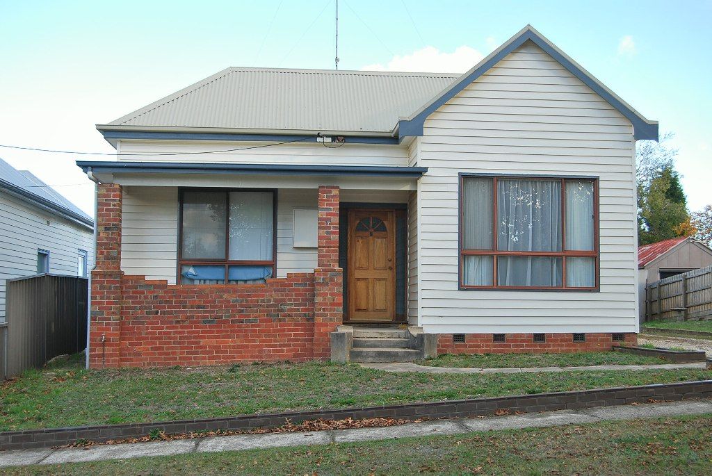 7 Clarendon Street, Soldiers Hill, VIC 3350