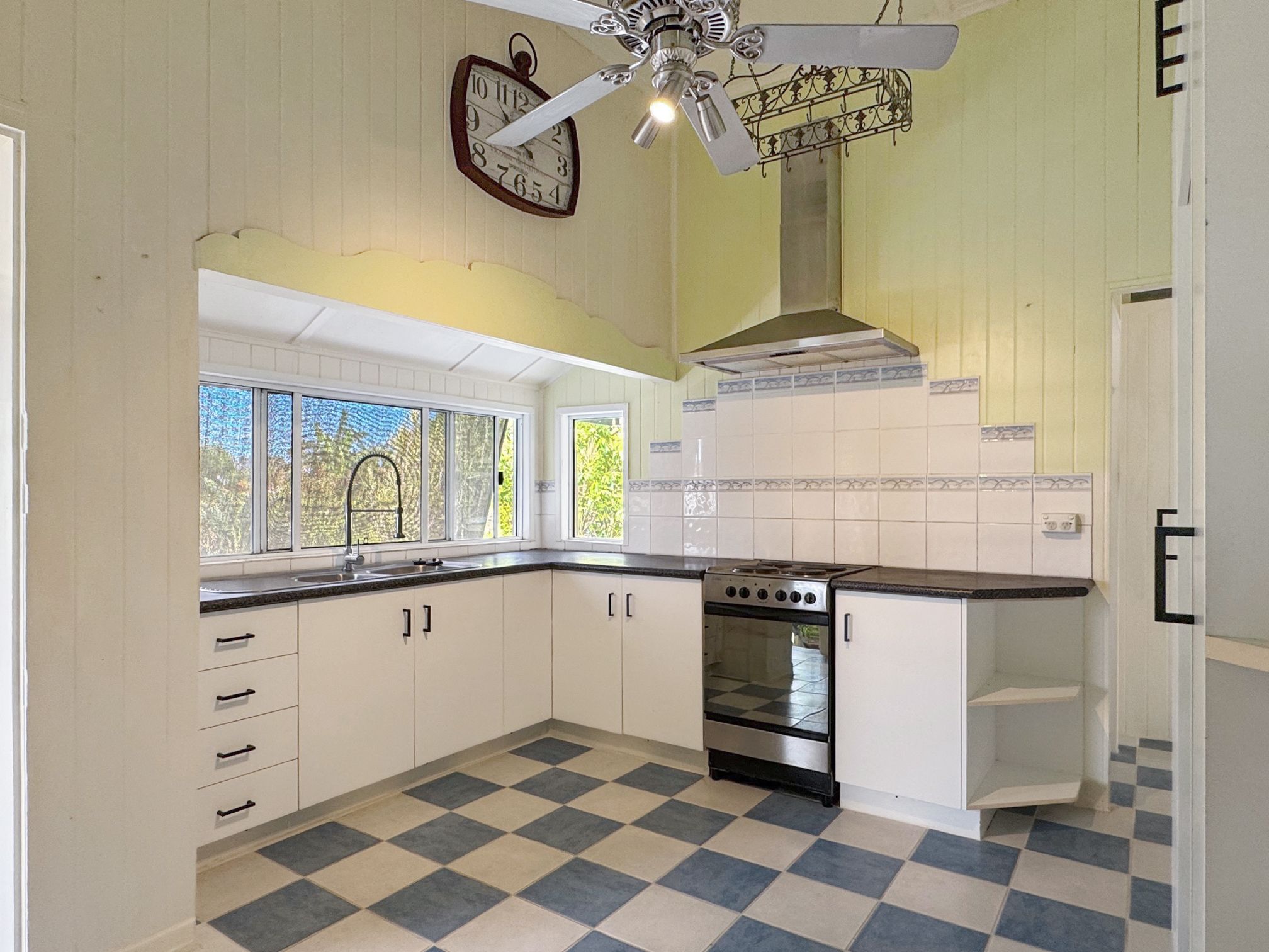 24 Alvie Street, Maryborough, QLD 4650