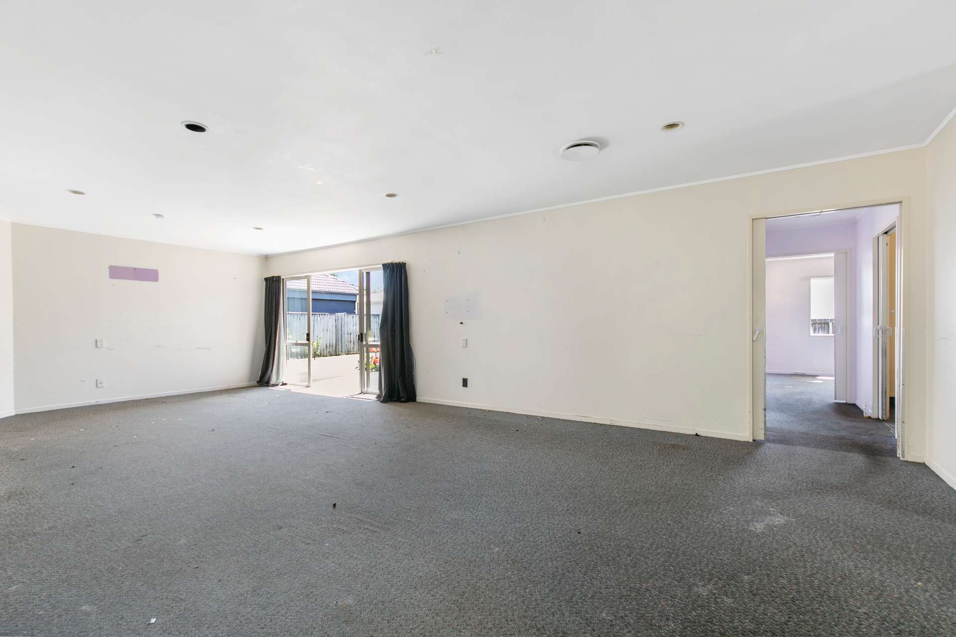 2/21 Scott Avenue photo 3