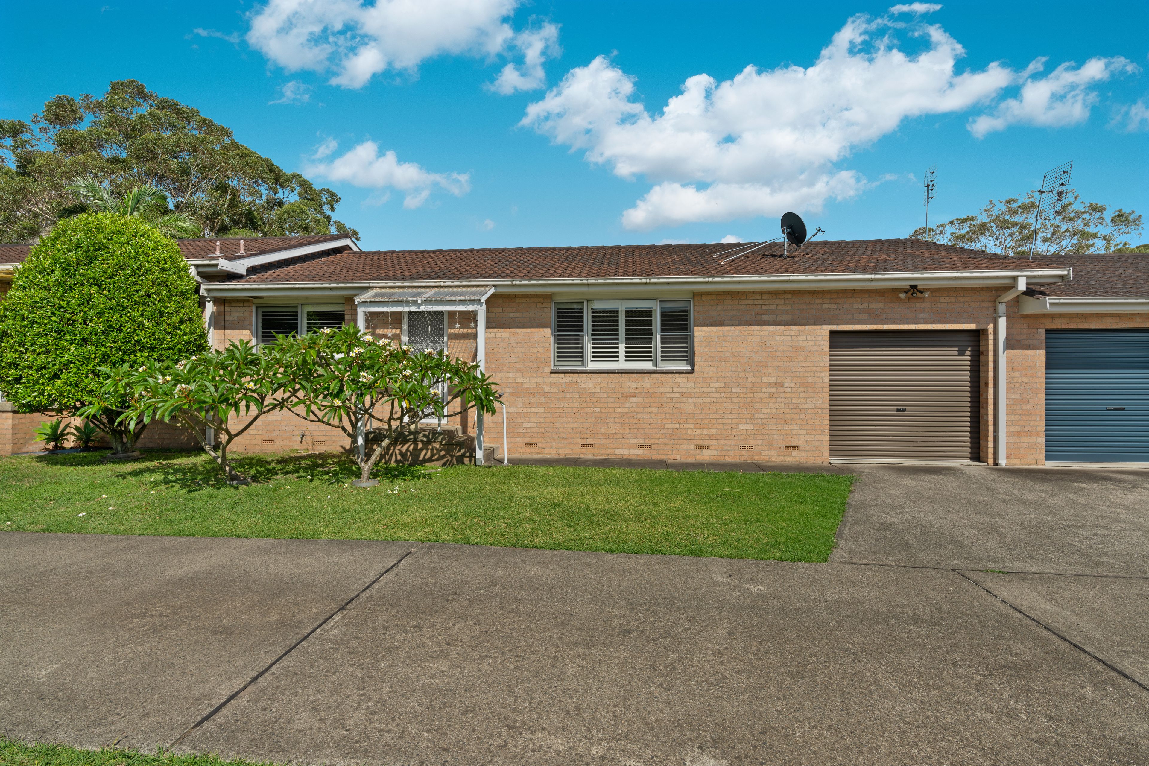 2/52 Bunberra Street, Bomaderry, NSW 2541 Sold Unit Ray White South