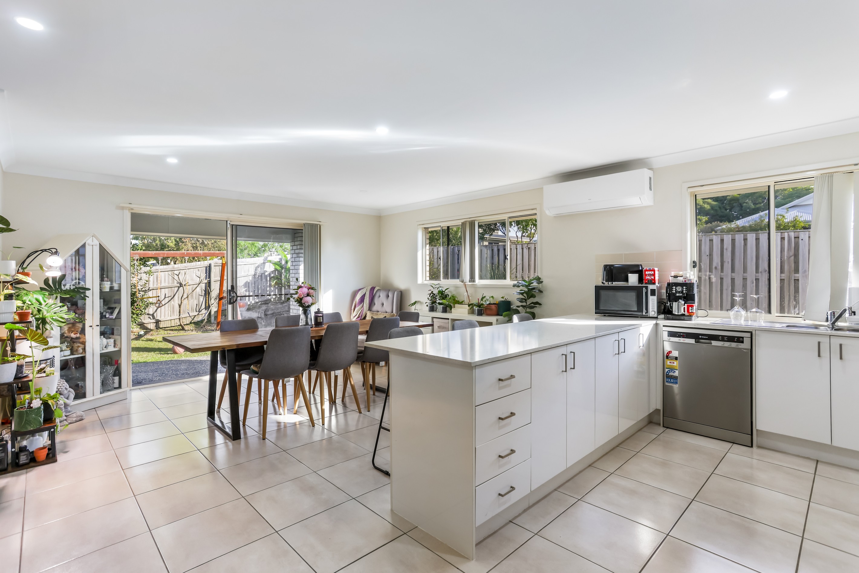 24 Woodrose Circuit, Pimpama, QLD 4209