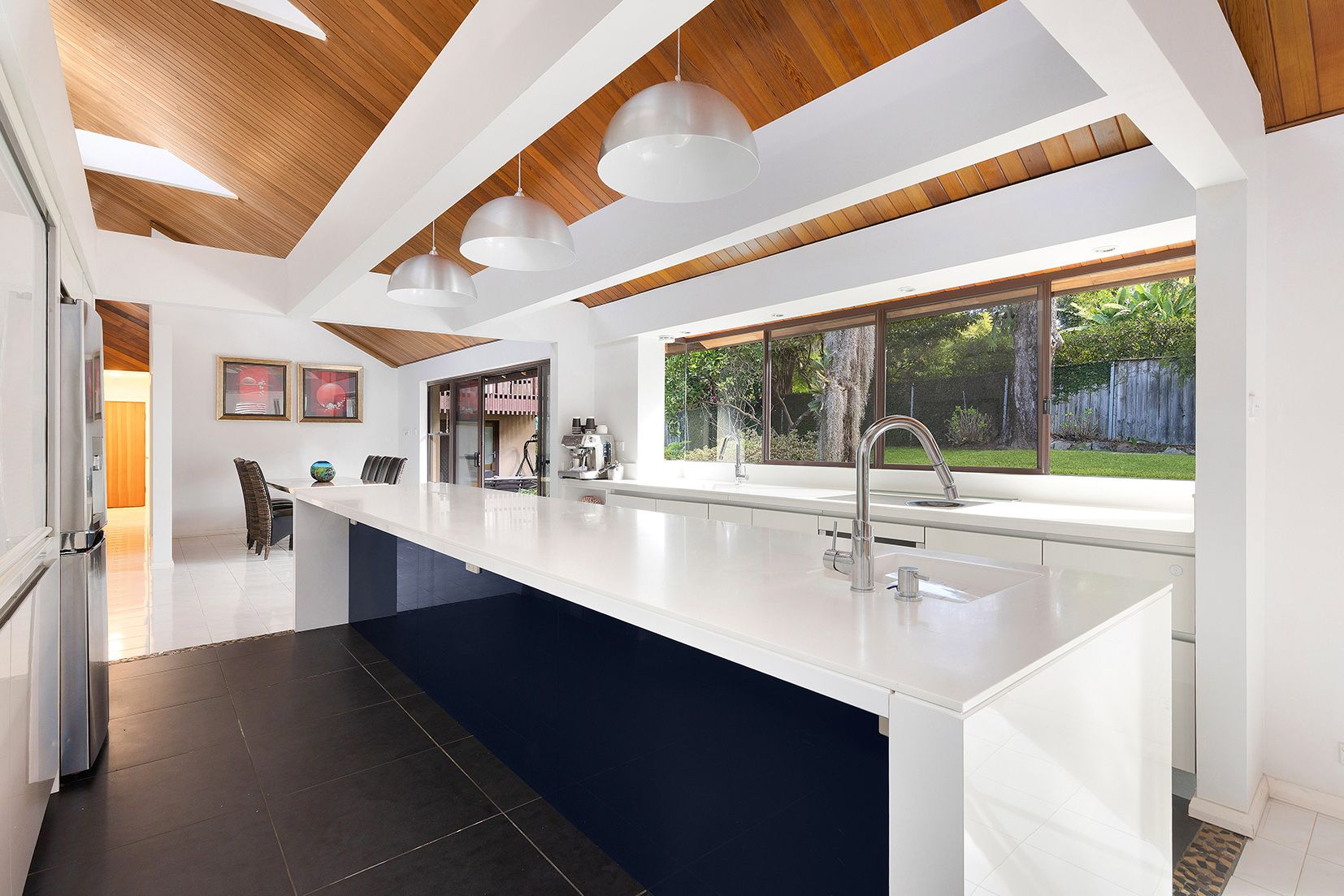 64 Miowera Road — photo 4 of 12