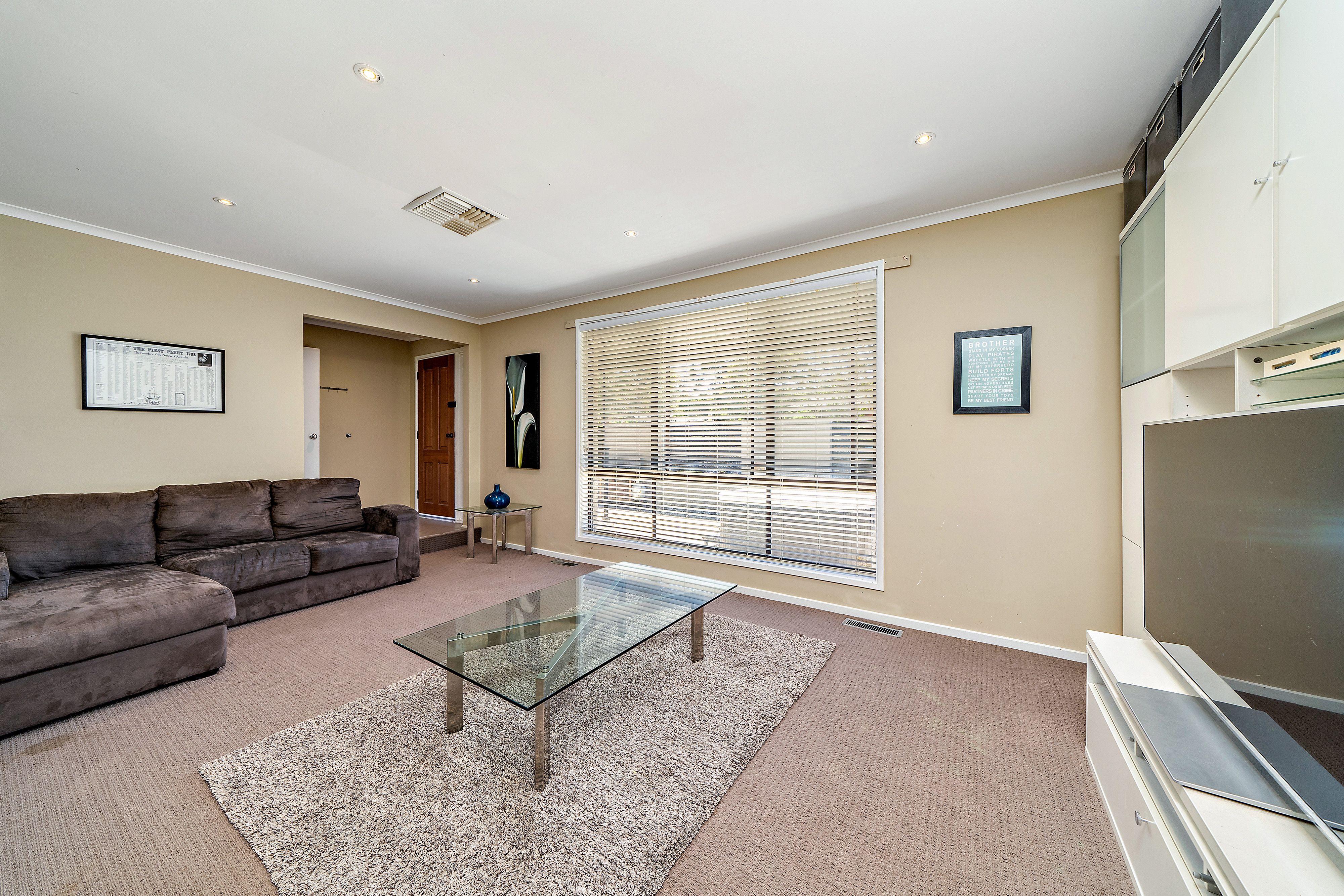 110 Langdon Avenue, Wanniassa, ACT 2903