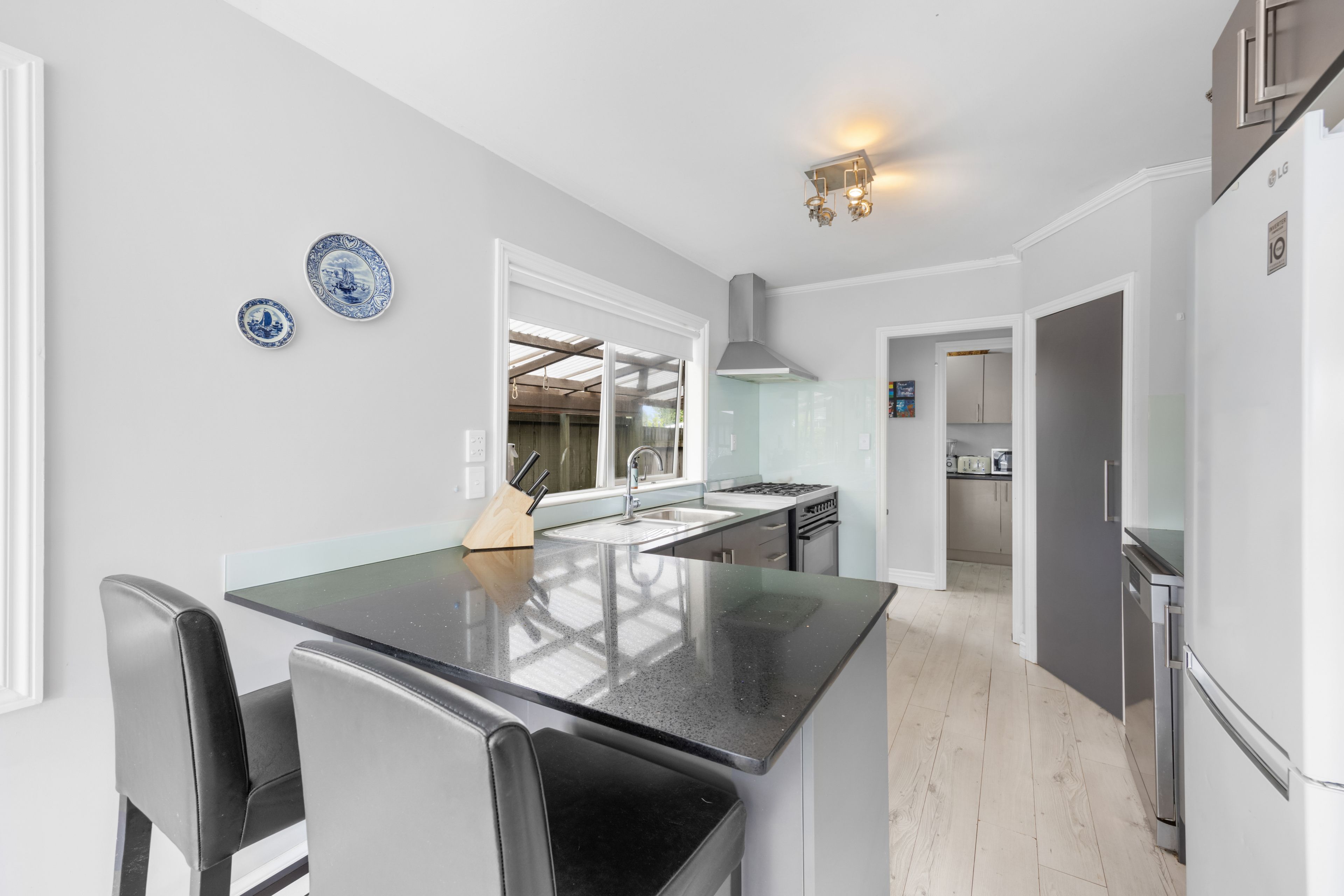 32 Taioma Crescent, Te Atatu Peninsula, Waitakere City