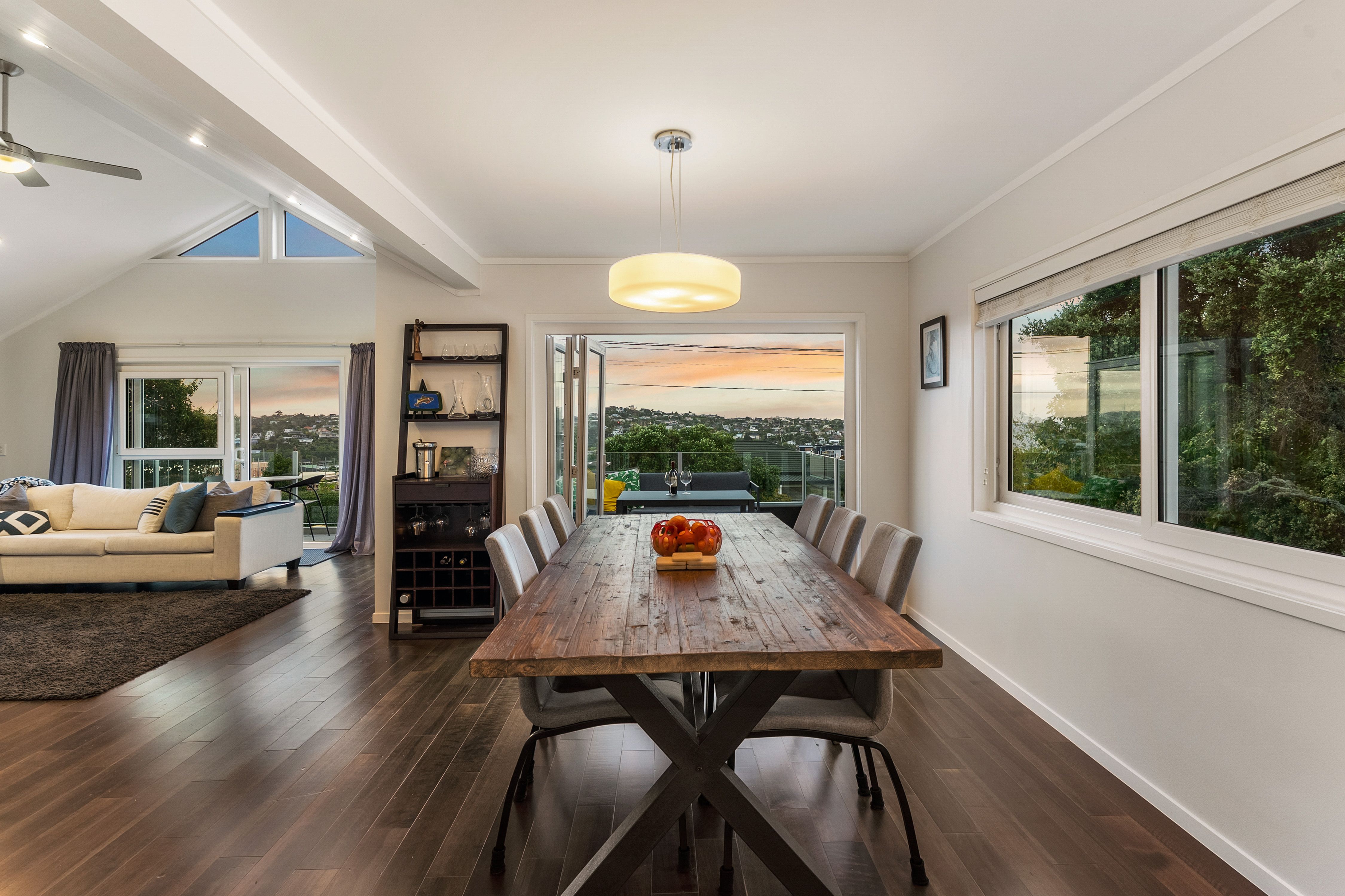 1/5 Hyde Road, Rothesay Bay, North Shore City