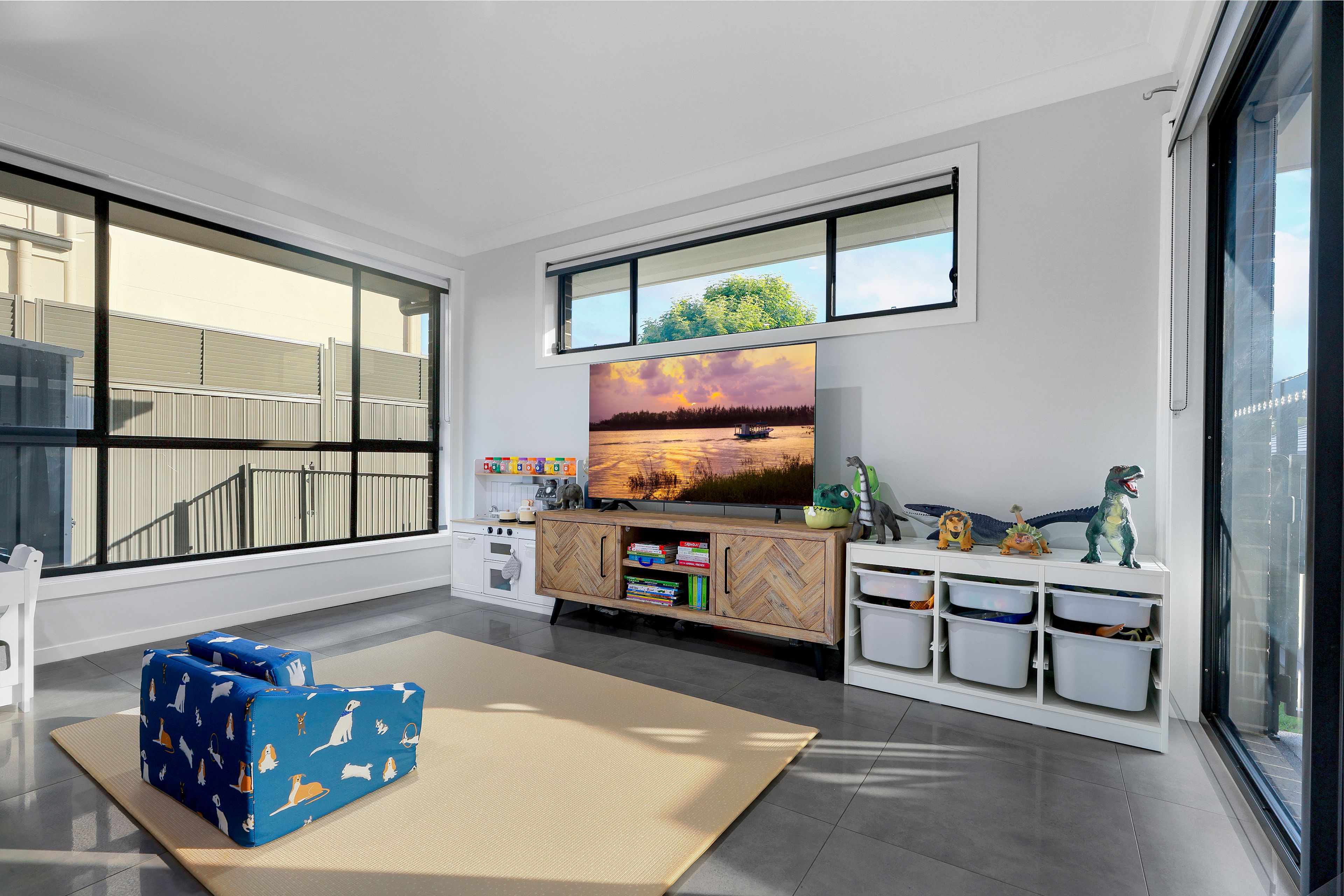 18 Woodgrove Place, Glenmore Park, NSW