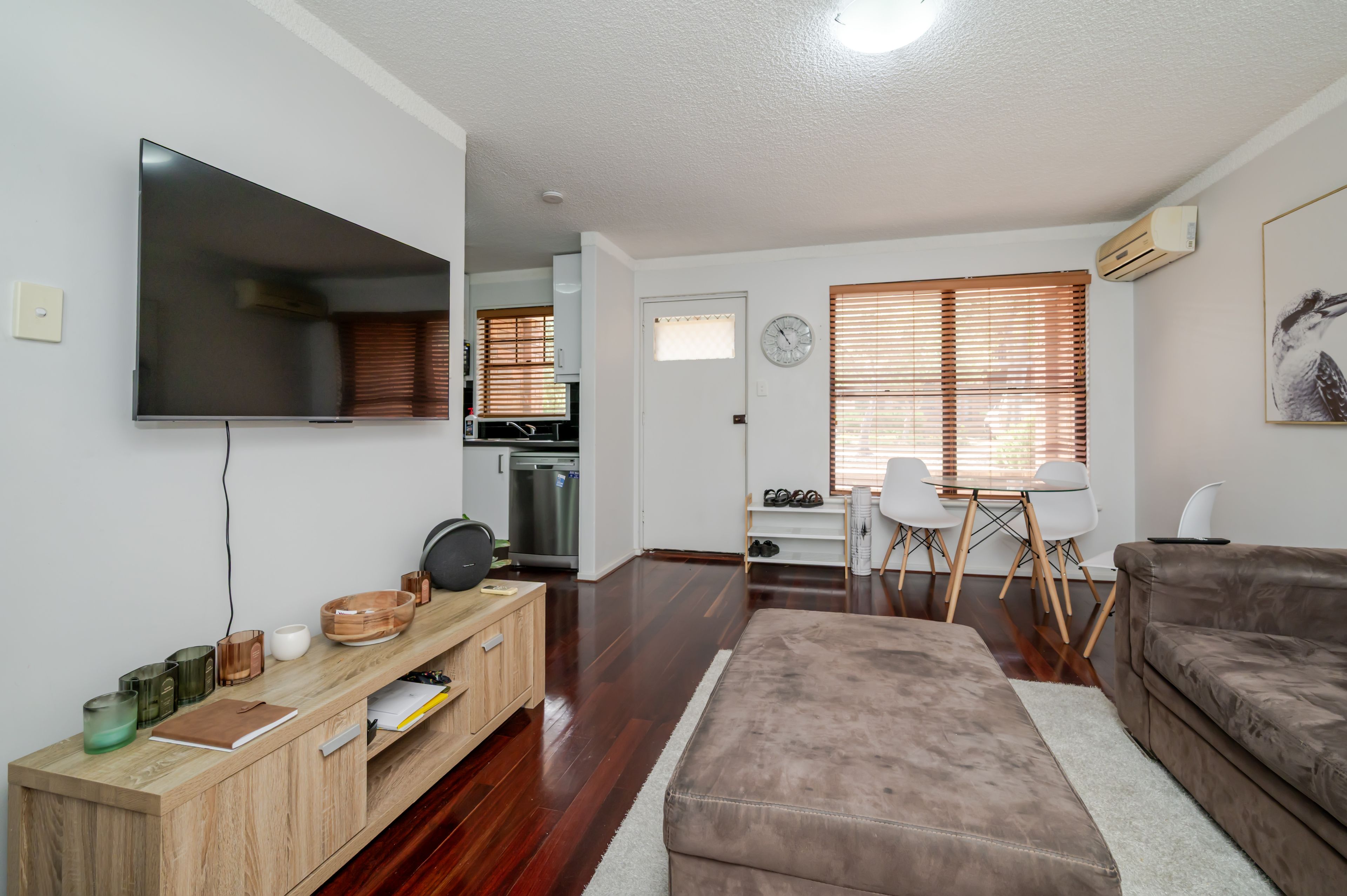 17/60 Smith Street — photo 3 of 16