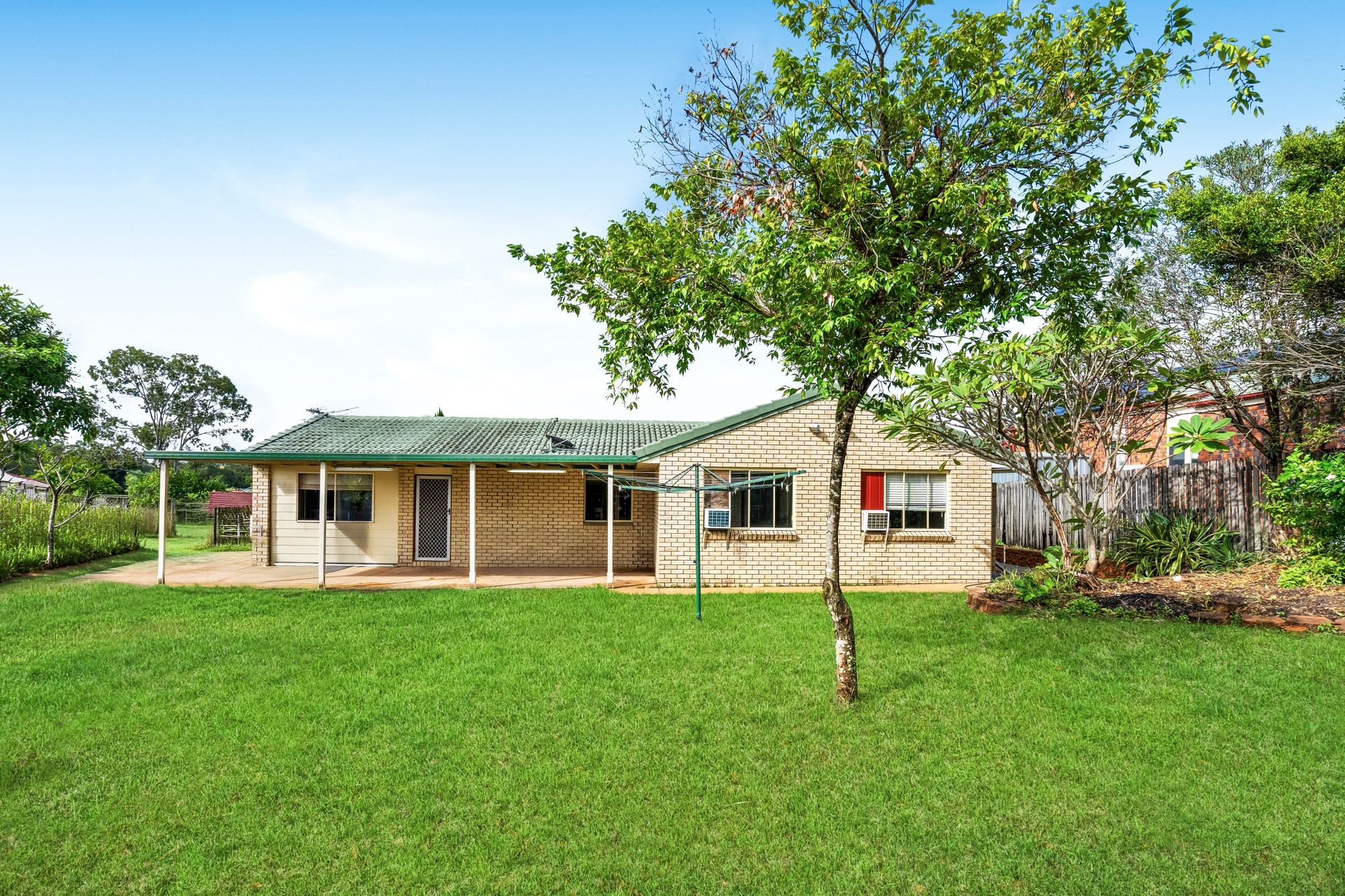 26 Falvey Crescent, Goodna, QLD 4300