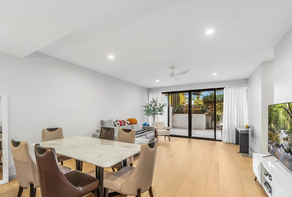 1/11 Priory Street, Indooroopilly, QLD 4068