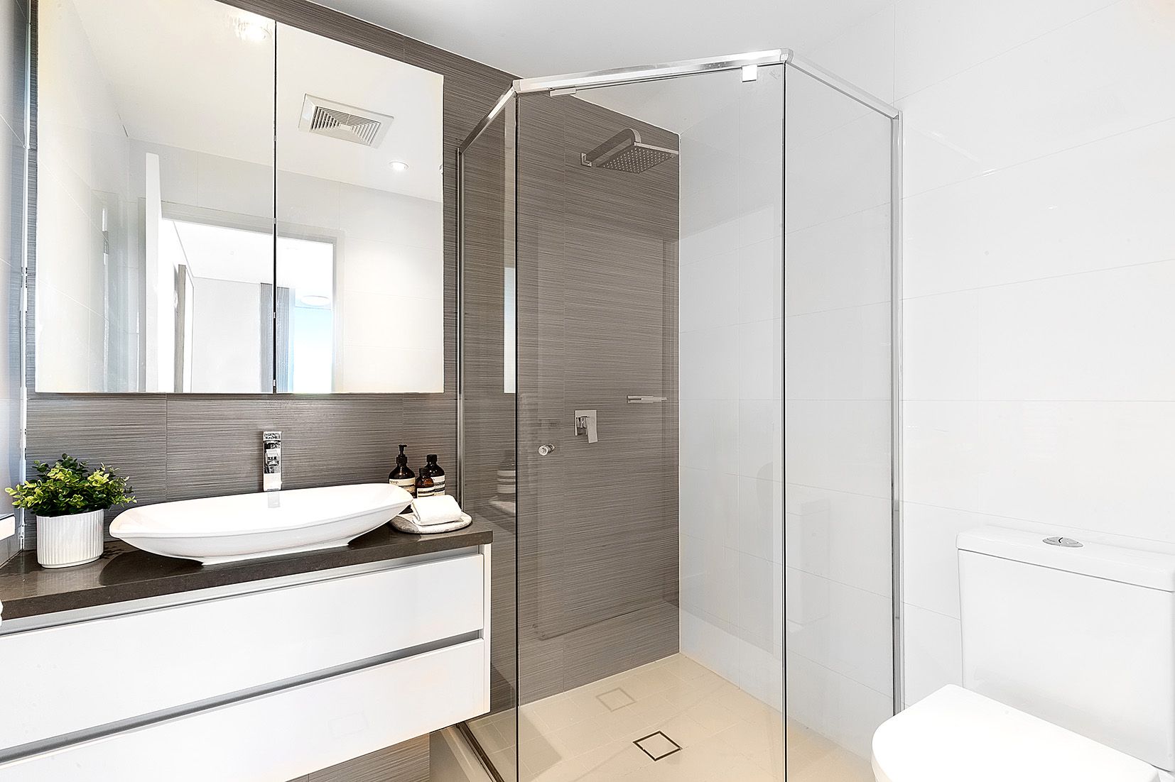 203A/3442 Penshurst Street, Willoughby, NSW 2068 Unit for Rent Ray