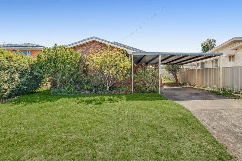 9 Greyfriars Street, Rockville, QLD 4350