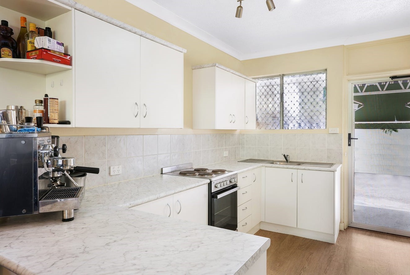 2/5 Roberts Street, Hermit Park, QLD 4812
