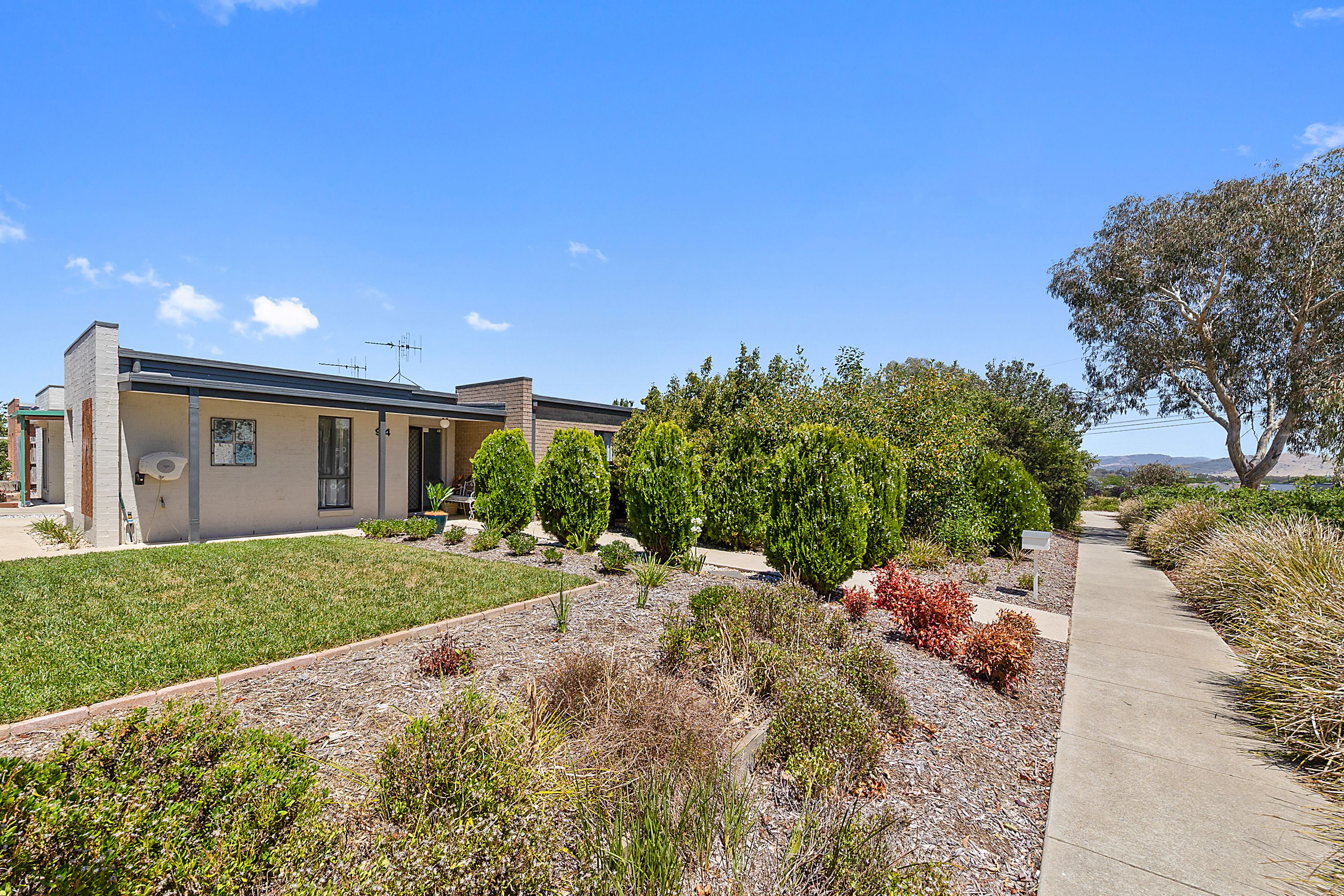 94 Eccles Circuit, Macgregor, ACT 2615
