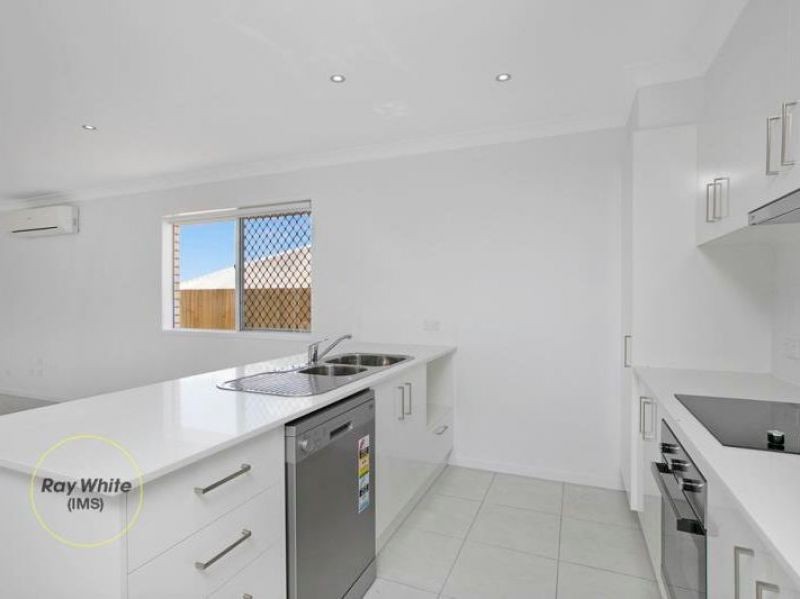 33 Reedy Crescent, Redbank Plains, QLD 4301