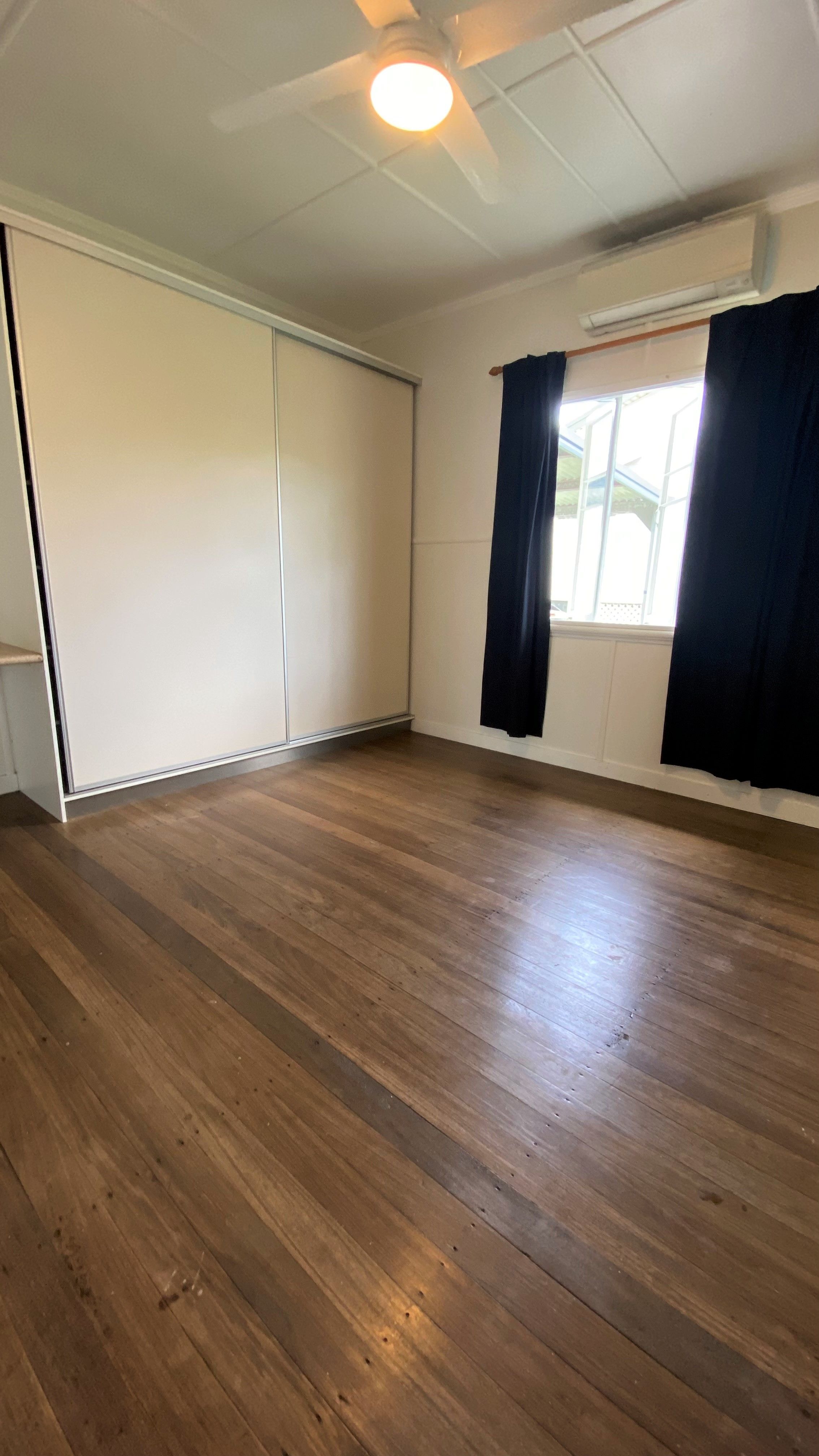 31 Campbell Street — photo 8 of 14