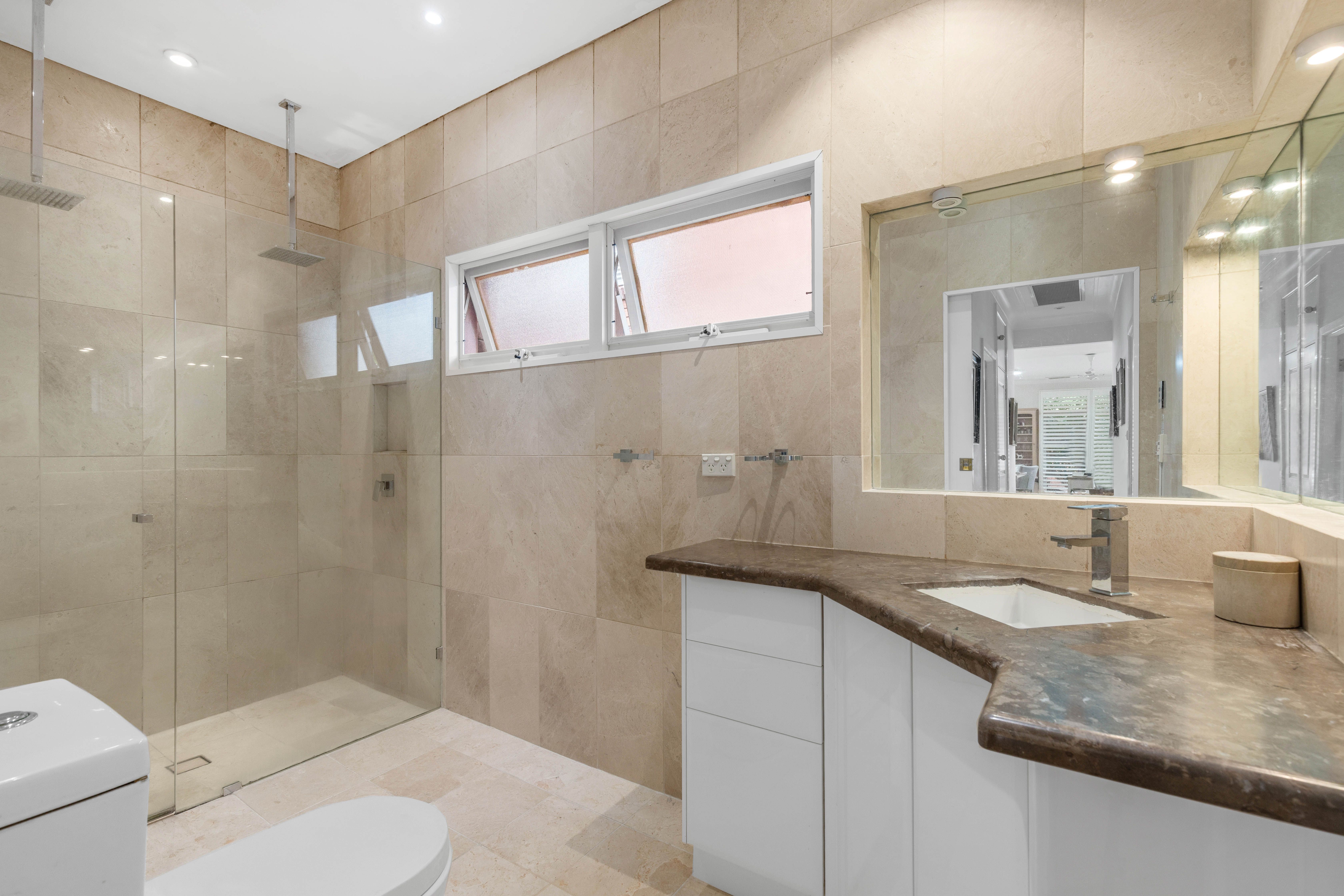 26 Boyd Avenue — photo 9 of 11