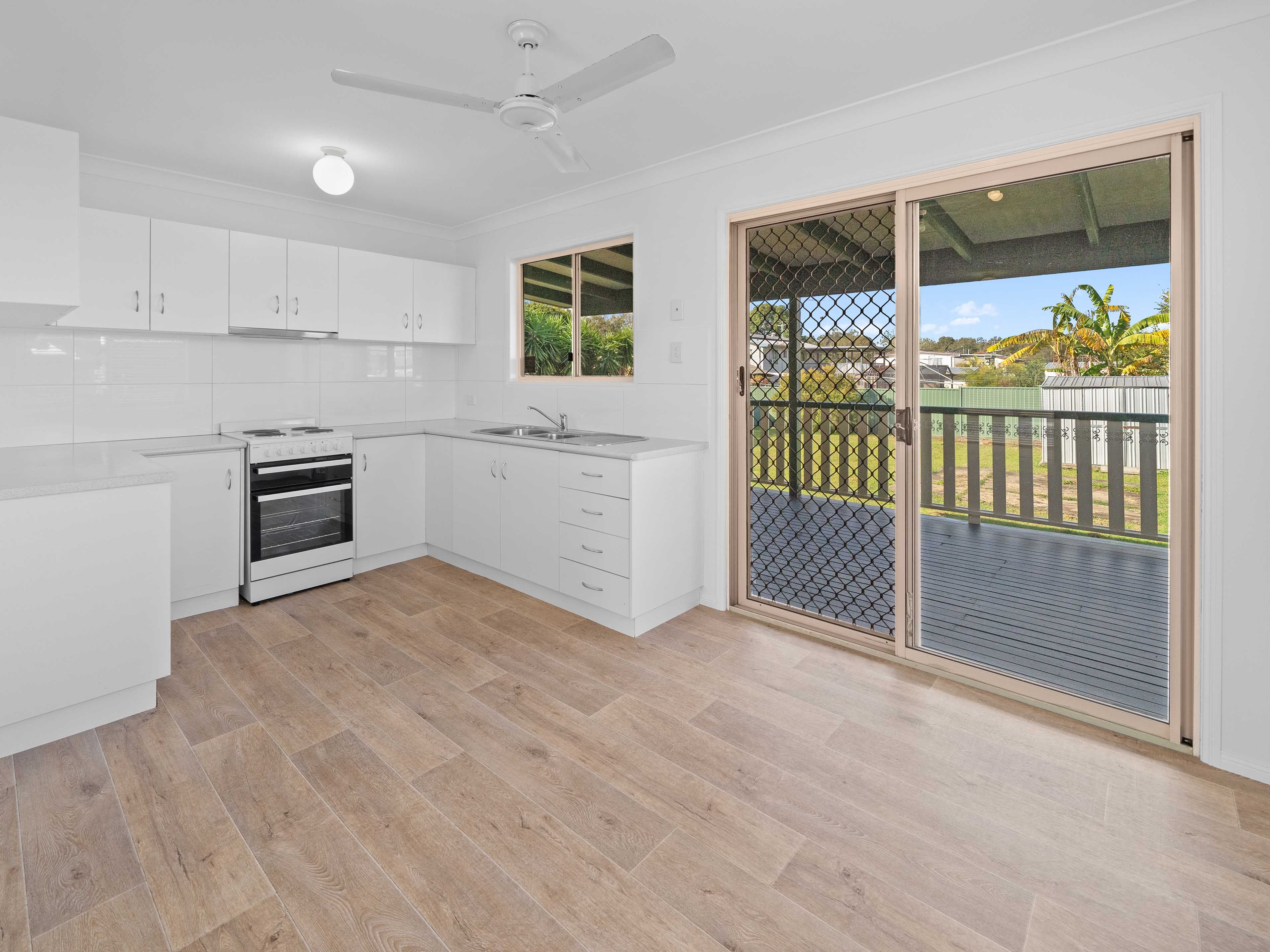 5 Diane Court, North Booval, QLD 4304