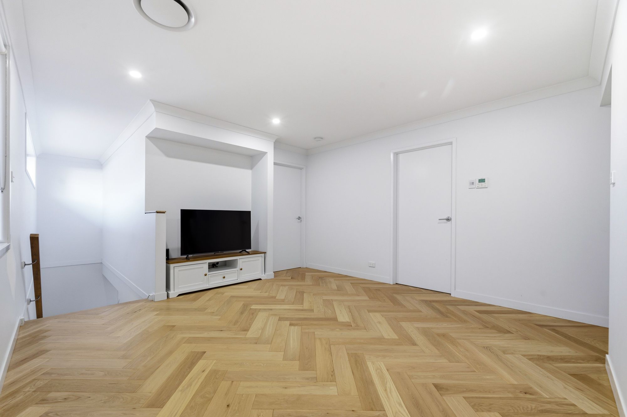 14 klippel Street — photo 10 of 18