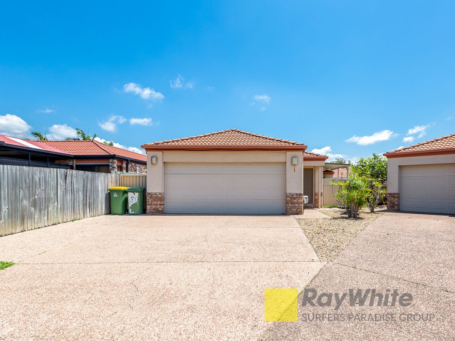 1/14 Gemma Glade, Labrador, QLD 4215