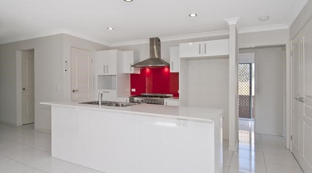 19 Sandover Circuit, Holmview, QLD 4207
